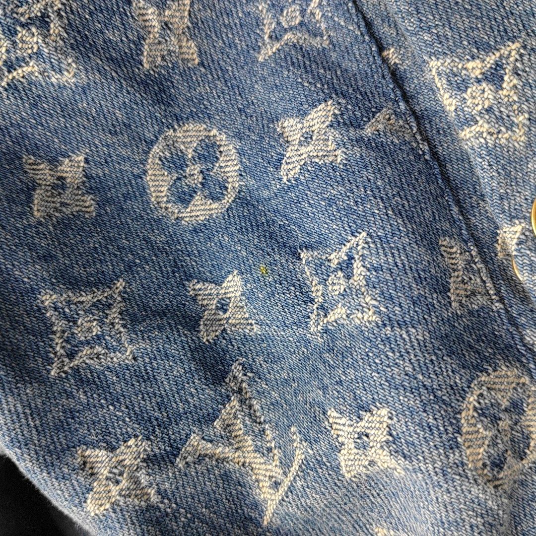 Louis Vuitton × Supreme Louis Vuitton x Supreme Monogram Denim Parka Size M Size US M / EU 48-50 / 2 - 6 Thumbnail