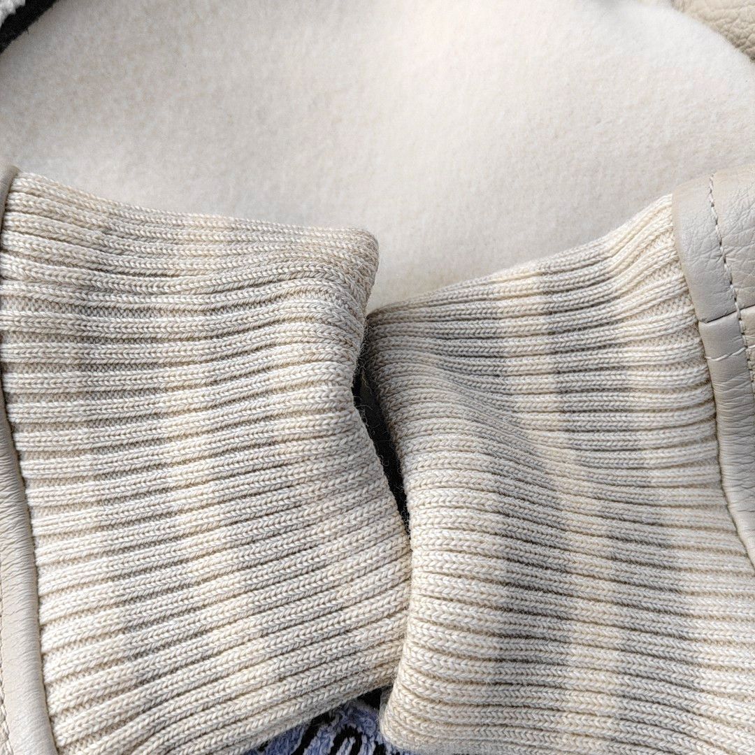 Louis Vuitton Louis Vuitton LV Varsity Jacket White Size M Size US M / EU 48-50 / 2 - 6 Thumbnail