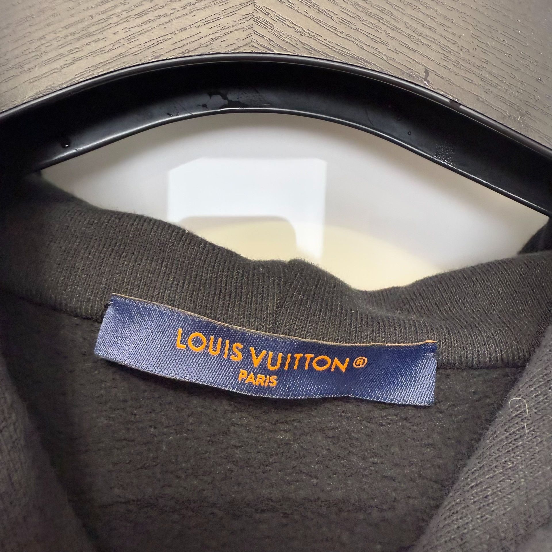 Louis Vuitton Louis Vuitton Logo Hoodie Size XXL Size US XXL / EU 58 / 5 - 4 Thumbnail