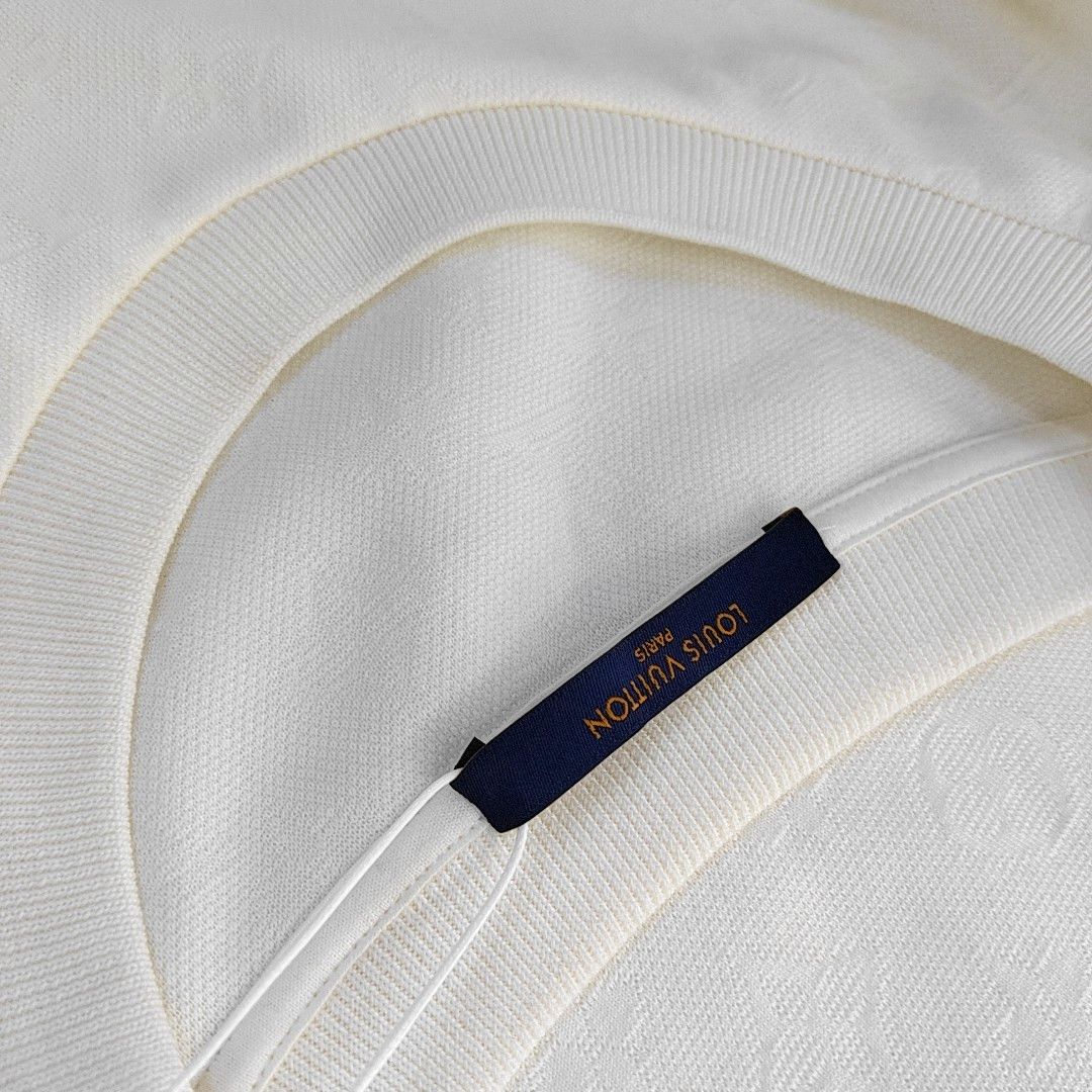Louis Vuitton Louis Vuitton Monogram Short Sleeve T-Shirt XL Size US XL / EU 56 / 4 - 5 Thumbnail