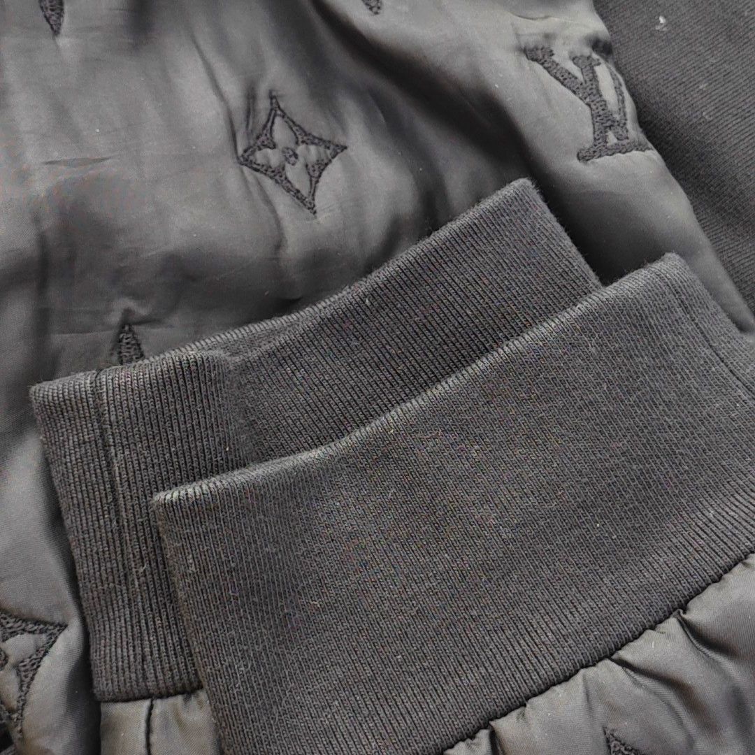 Louis Vuitton Louis Vuitton Monogram Print Zip-Up Hoodie Size L Size US L / EU 52-54 / 3 - 7 Thumbnail