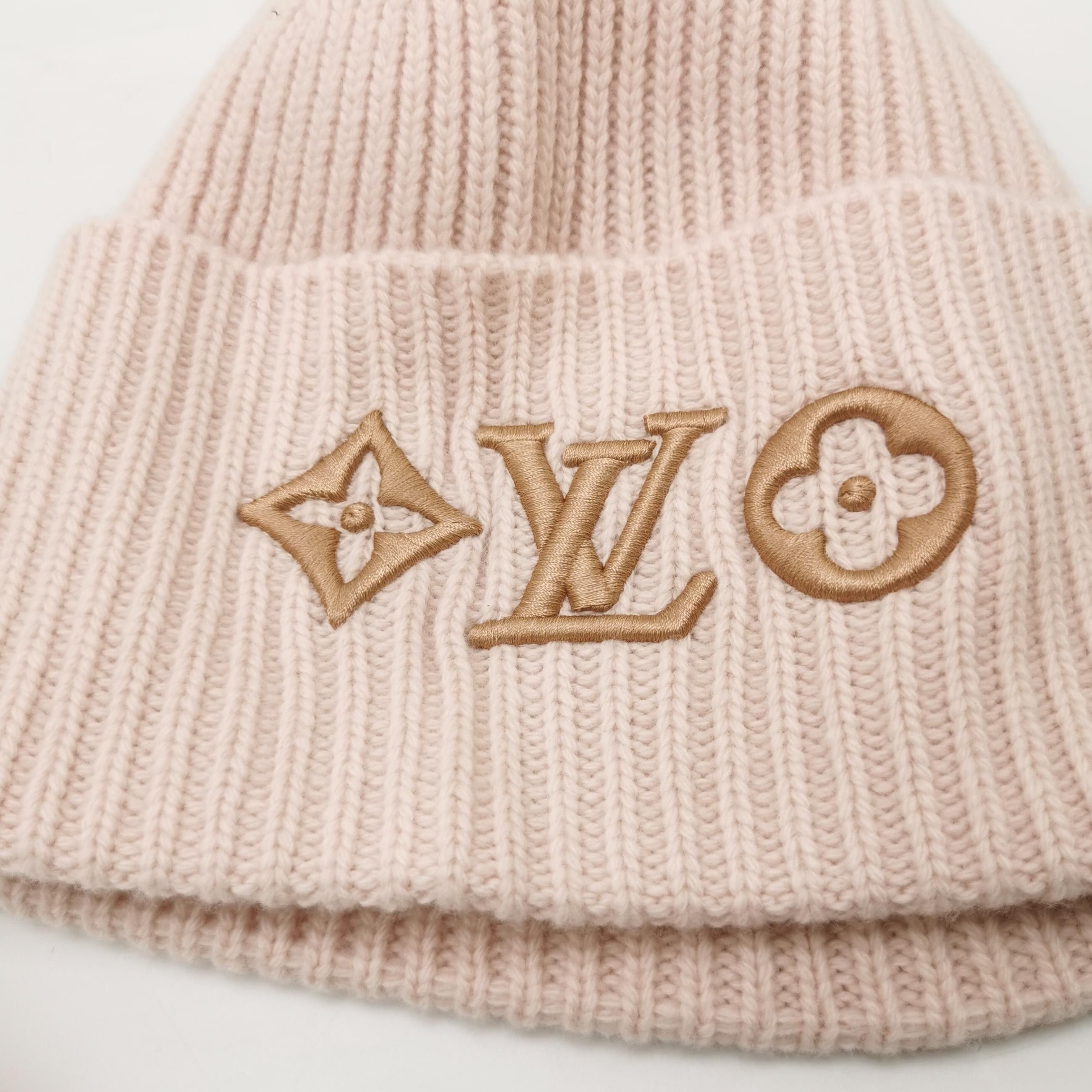 Louis Vuitton Louis Vuitton Monogram Wool Beanie Size ONE SIZE - 4 Thumbnail