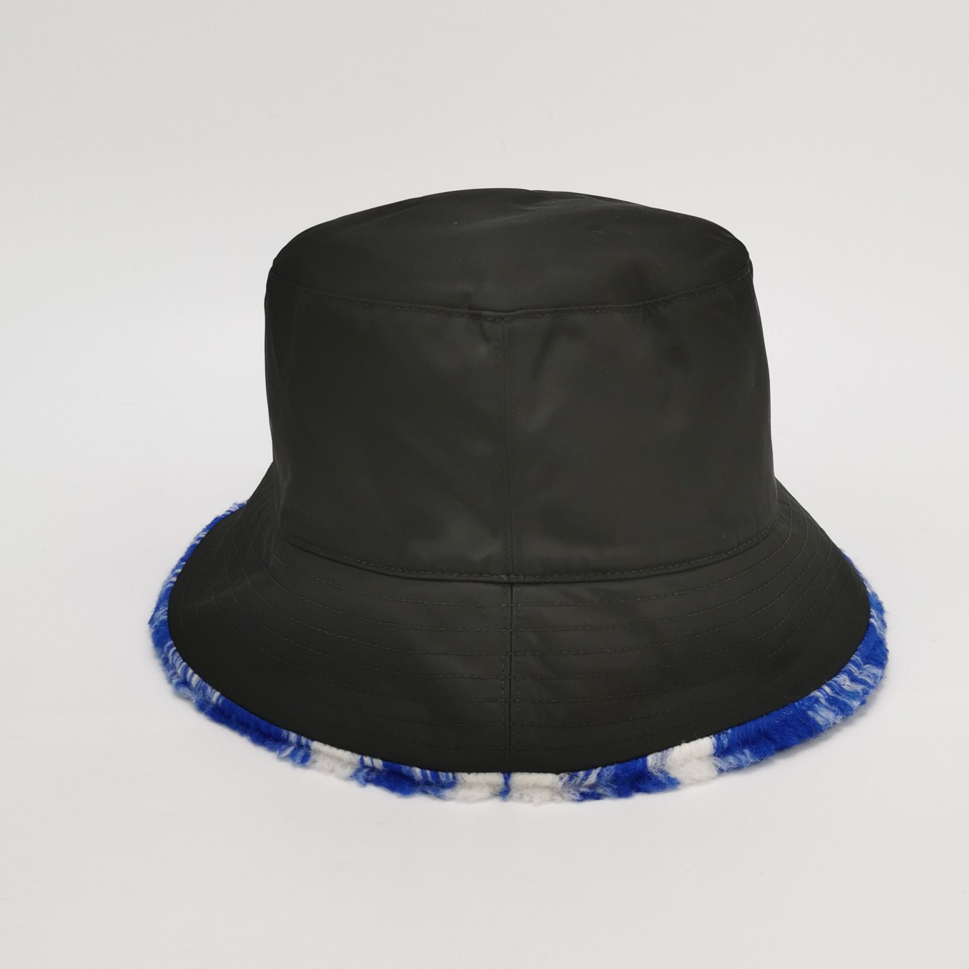 Burberry Burberry Reversible Check Bucket Hat M Size ONE SIZE - 3 Thumbnail