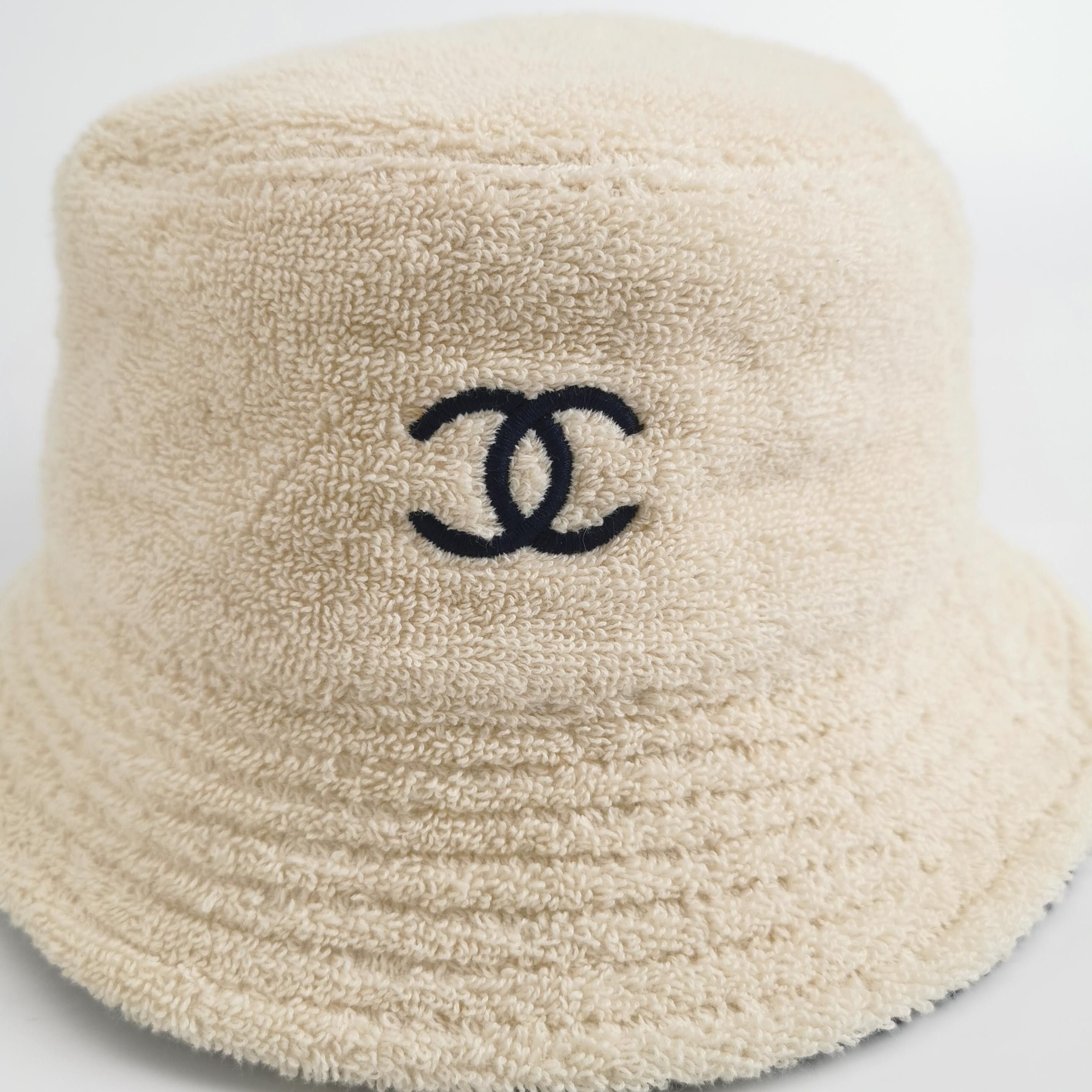 Chanel Chanel CC Logo Terry Bucket Hat Size ONE SIZE - 4 Thumbnail