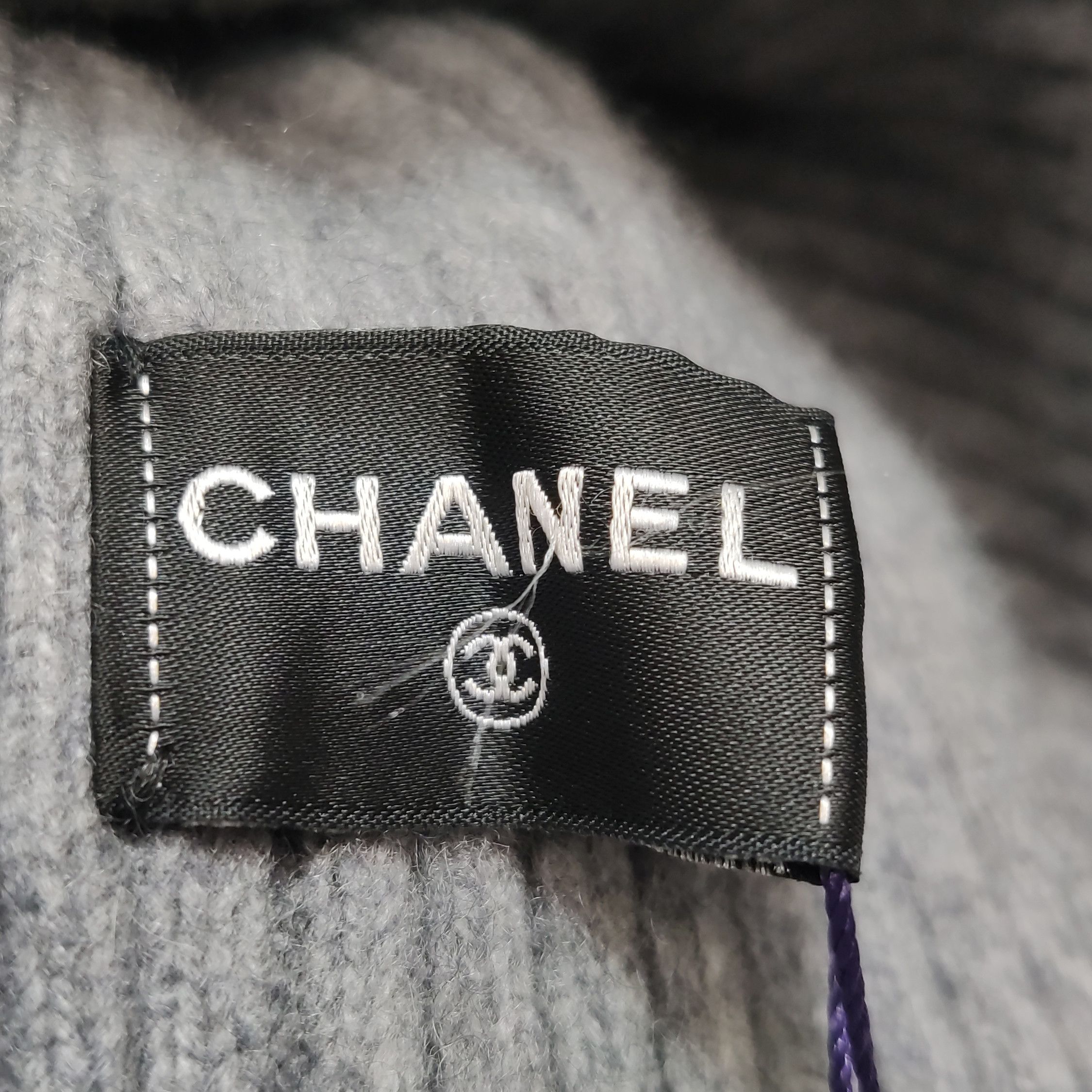 Chanel Chanel Logo Cashmere Beanie Size ONE SIZE - 7 Thumbnail