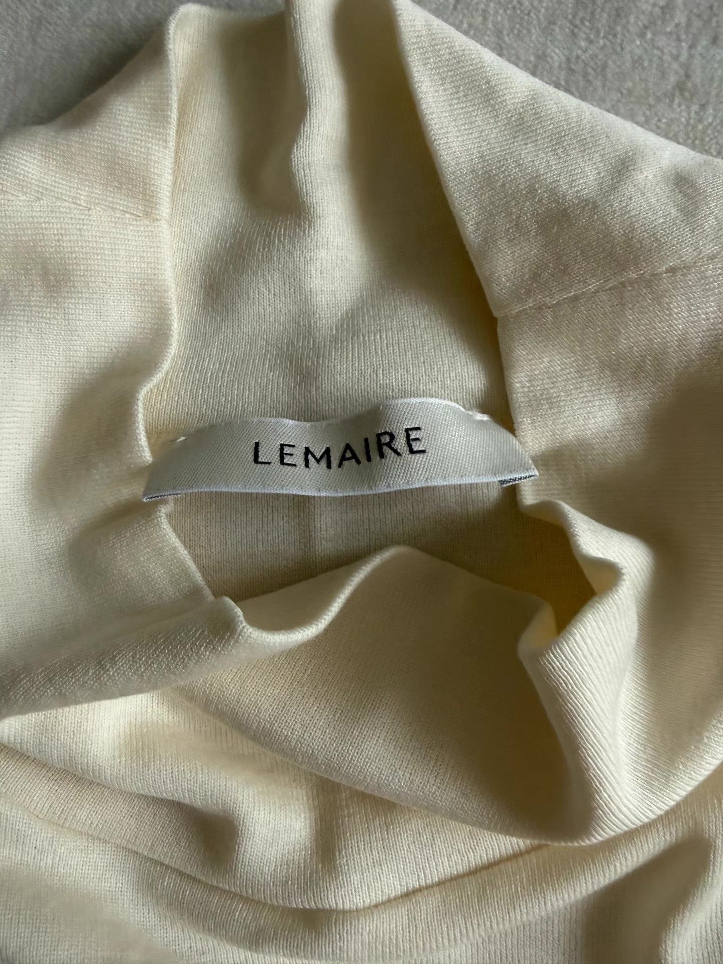 Lemaire Beige High Neck Long Sleeve Top Size S Size US S / EU 44-46 / 1 - 6 Thumbnail