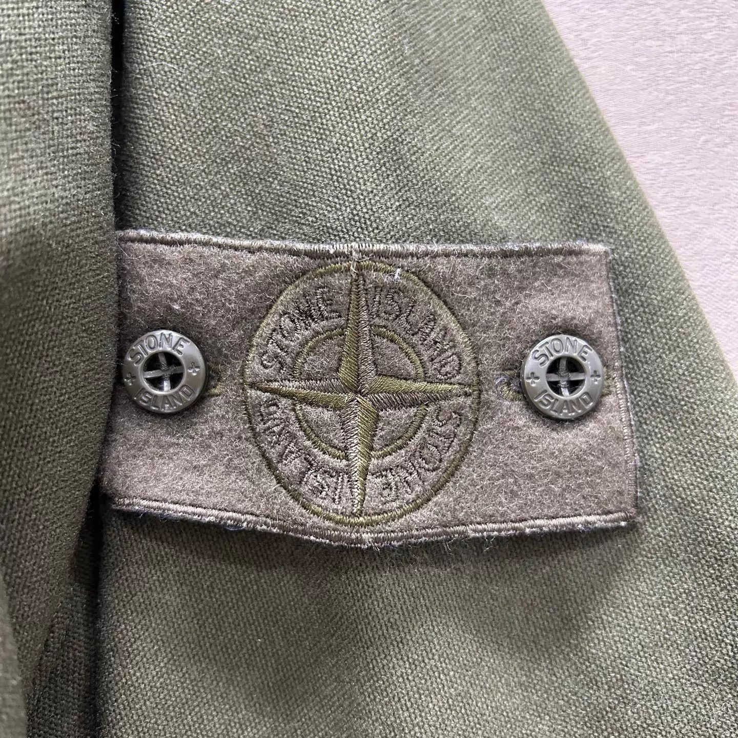 Stone Island Green Long-Sleeve Sweatshirt Size L Size US L / EU 52-54 / 3 - 3 Thumbnail
