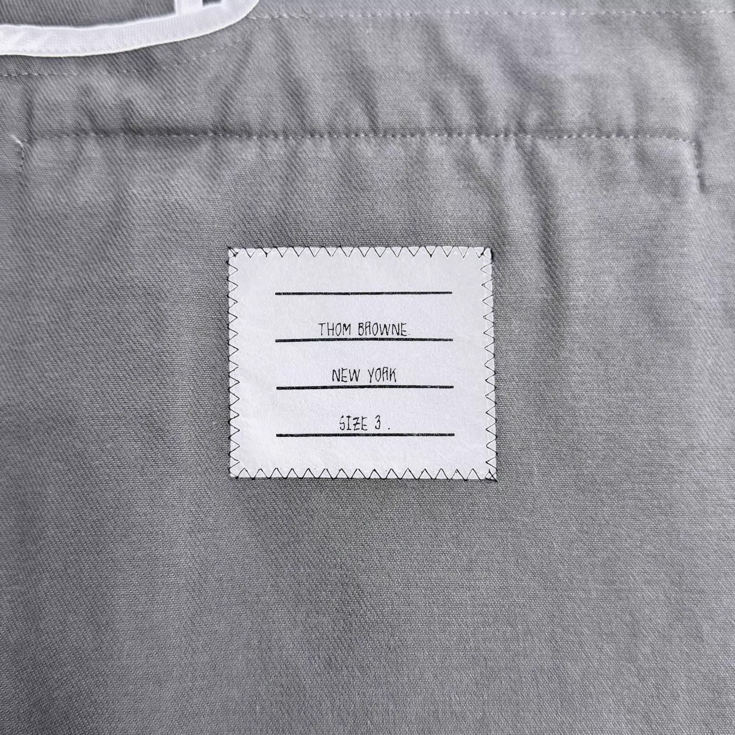 Thom Browne Gray Blazer with Striped Sleeves, Size L Size US L / EU 52-54 / 3 - 5 Thumbnail