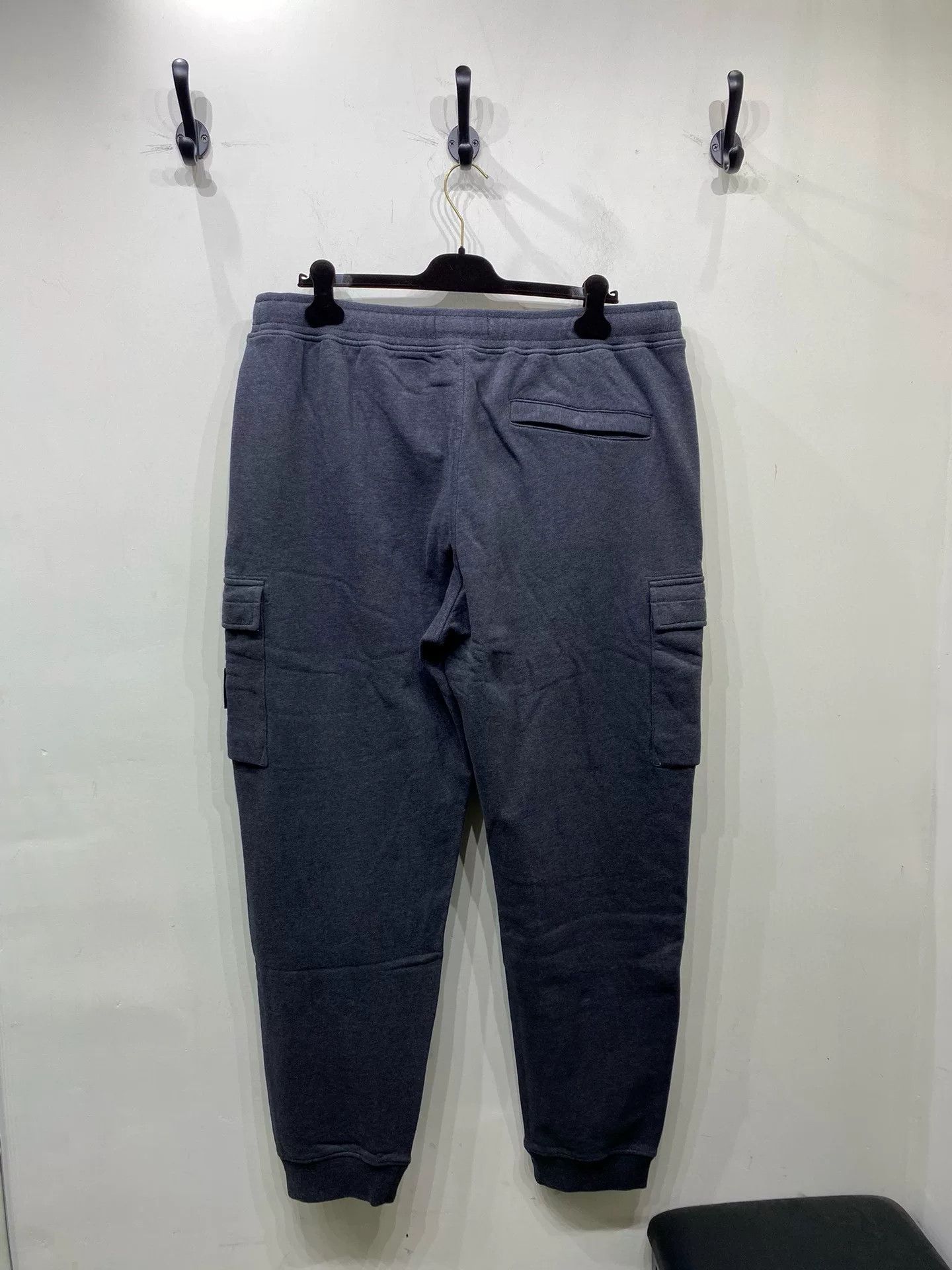 Stone Island Stone Island Men's Logo Sweatpants Size US 40 / EU 56 - 4 Thumbnail