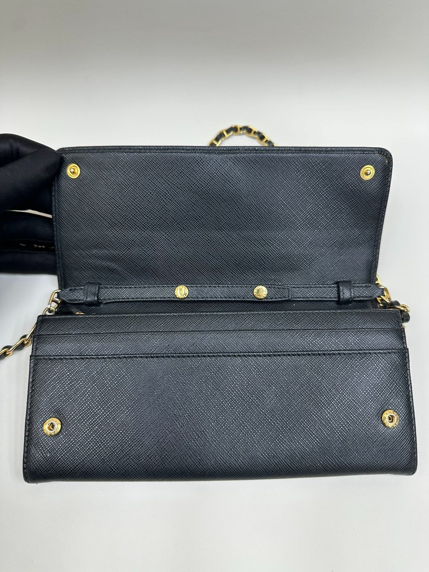 Prada Prada Black Saffiano Chain WOC Size ONE SIZE - 8 Thumbnail
