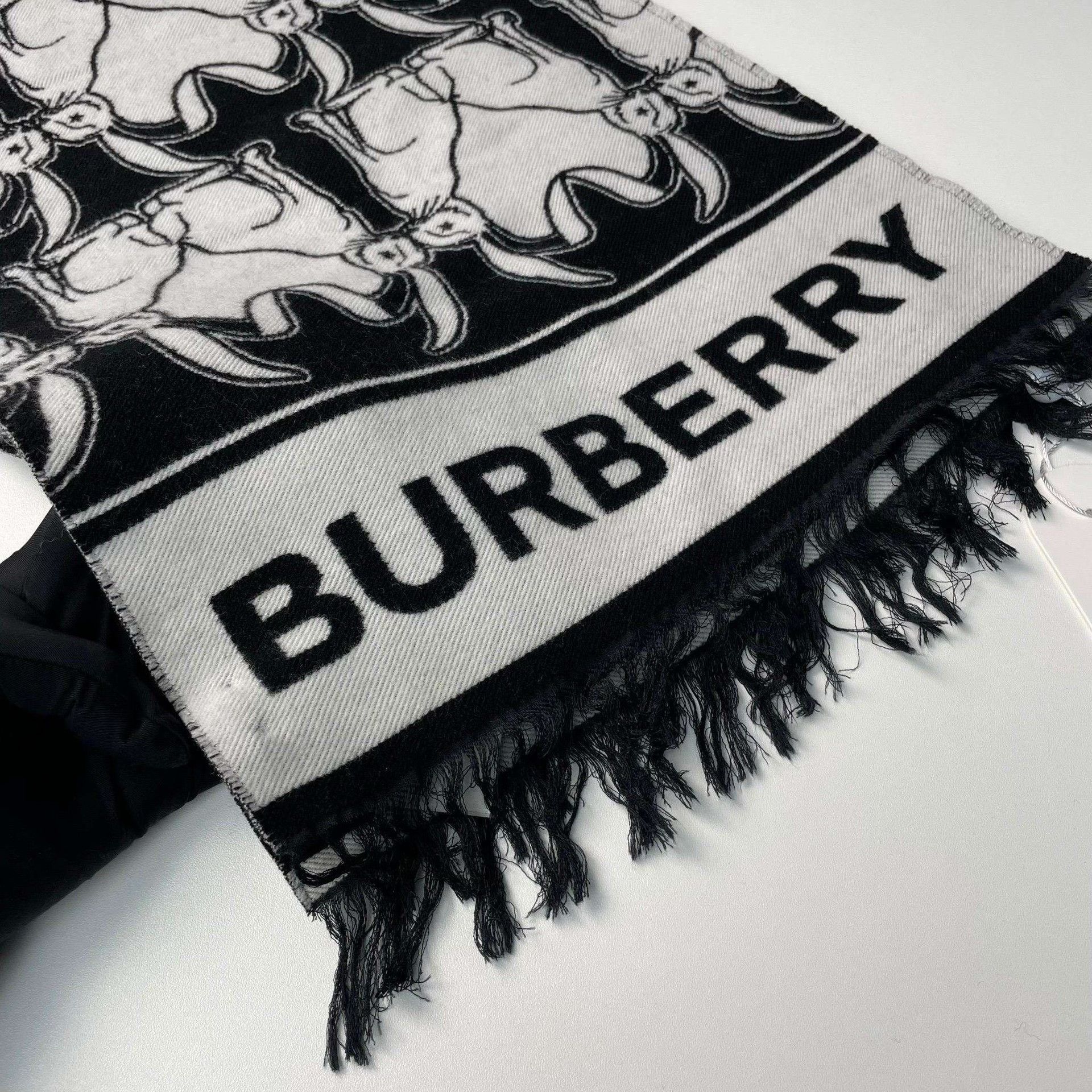 Burberry Burberry Limited Rabbit Fringed Scarf Size ONE SIZE - 7 Thumbnail