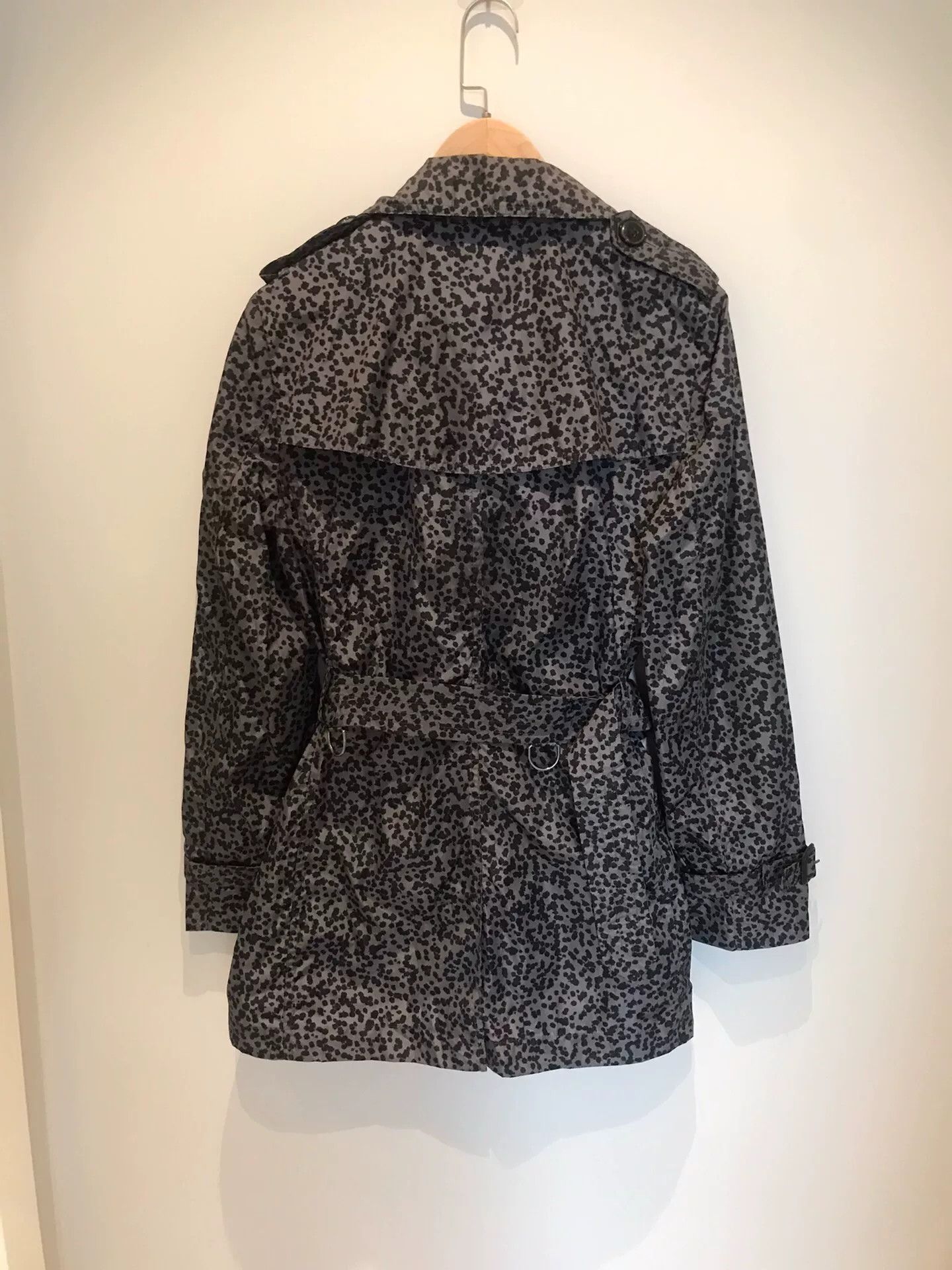 Burberry Burberry B&W Pattern Trench Coat Size S / US 4 / IT 40 - 2 Thumbnail
