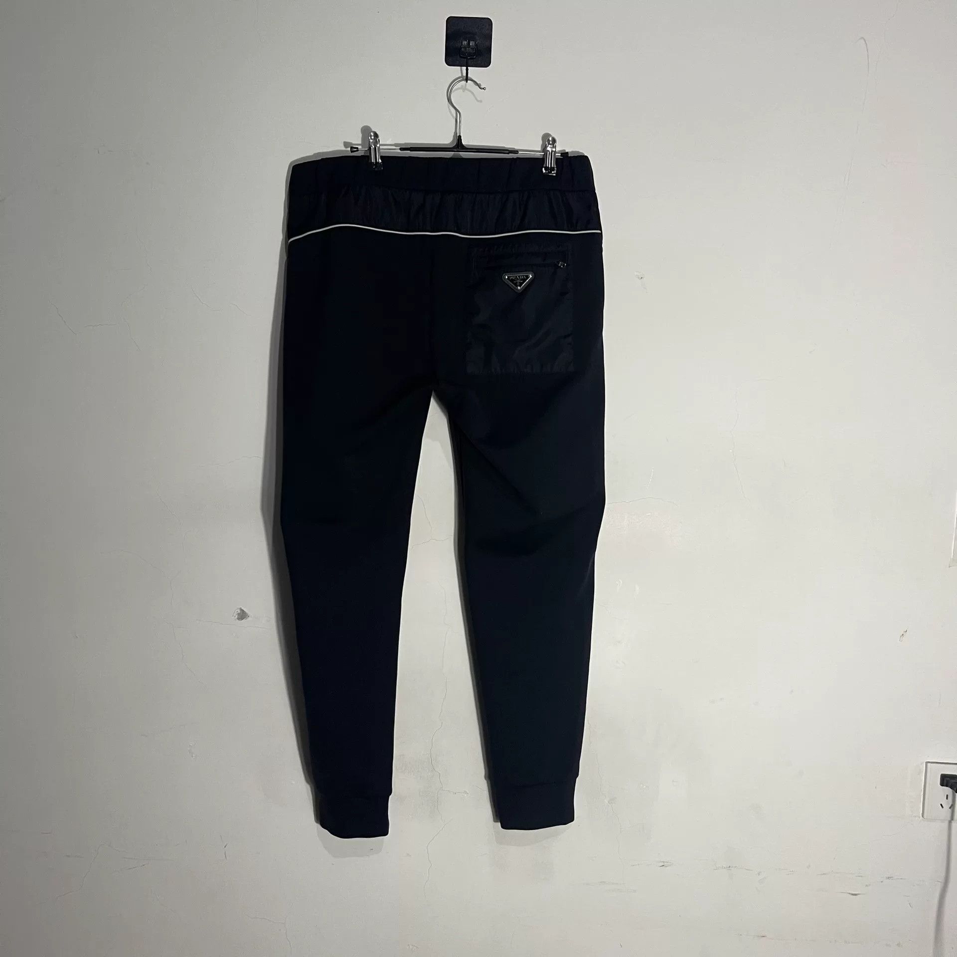 Prada Prada Black Sports Pants Triangular Logo Size US 32 / EU 48 - 8 Thumbnail