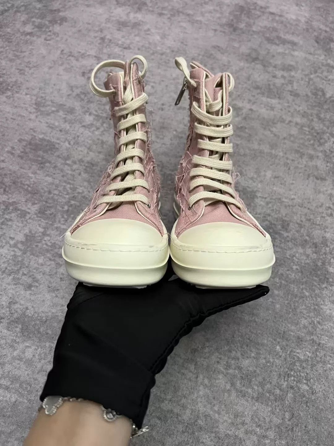 Rick Owens Rick Owens Pink Canvas High-Top Sneakers Size US 6 / IT 36 - 3 Thumbnail