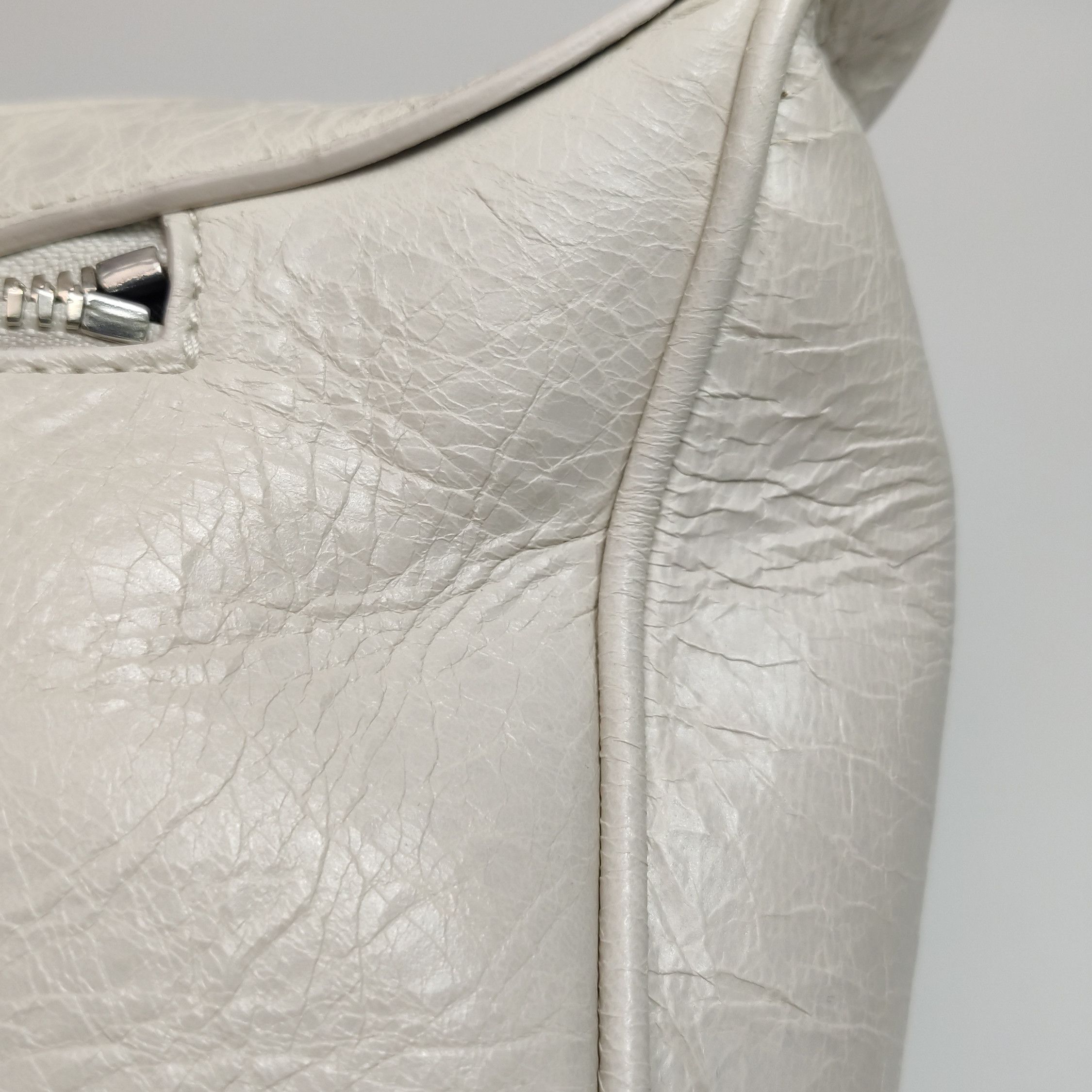 Balenciaga Balenciaga Women os Shoulder Bags Size ONE SIZE - 17 Thumbnail
