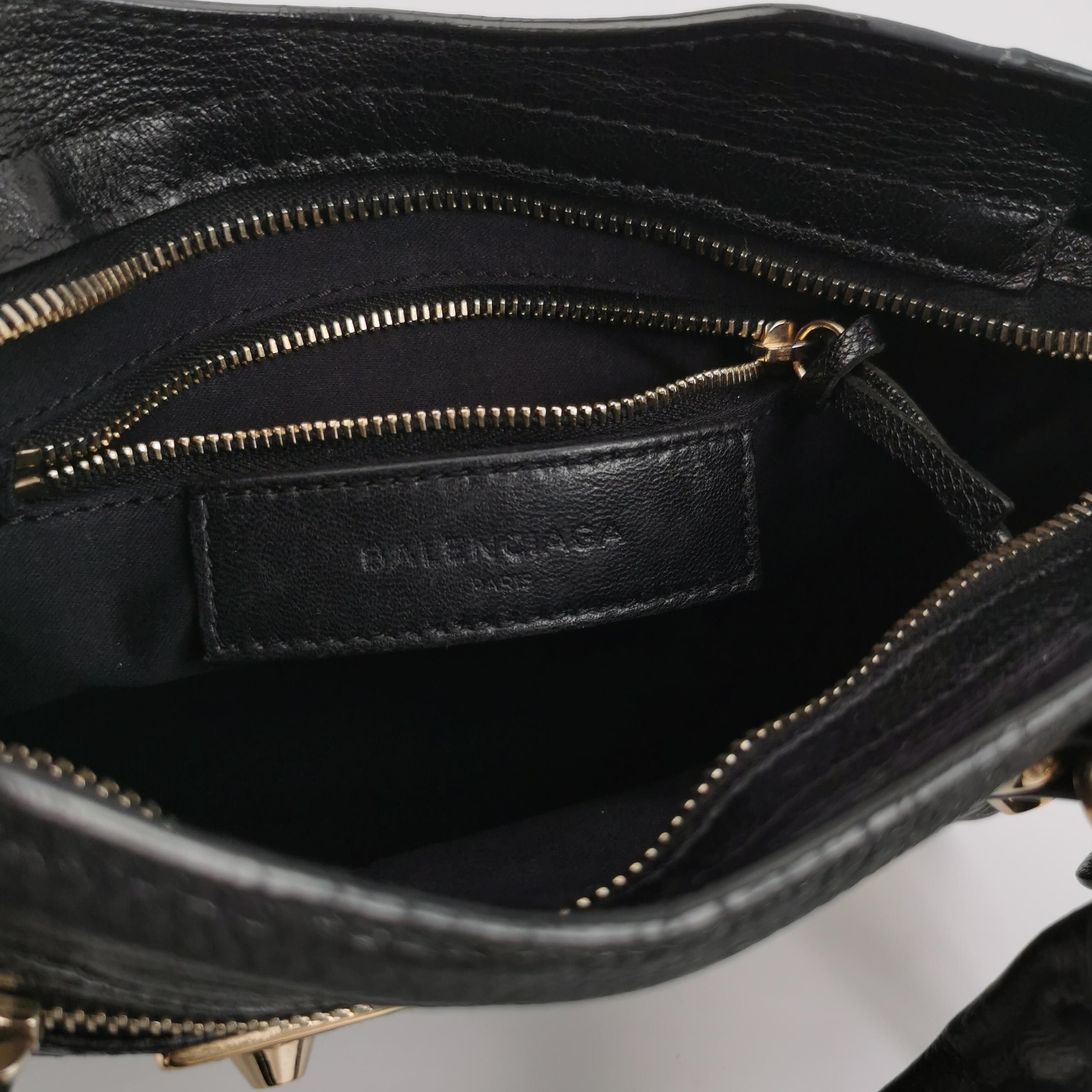Balenciaga Balenciaga Women os Shoulder Bags Size ONE SIZE - 8 Thumbnail