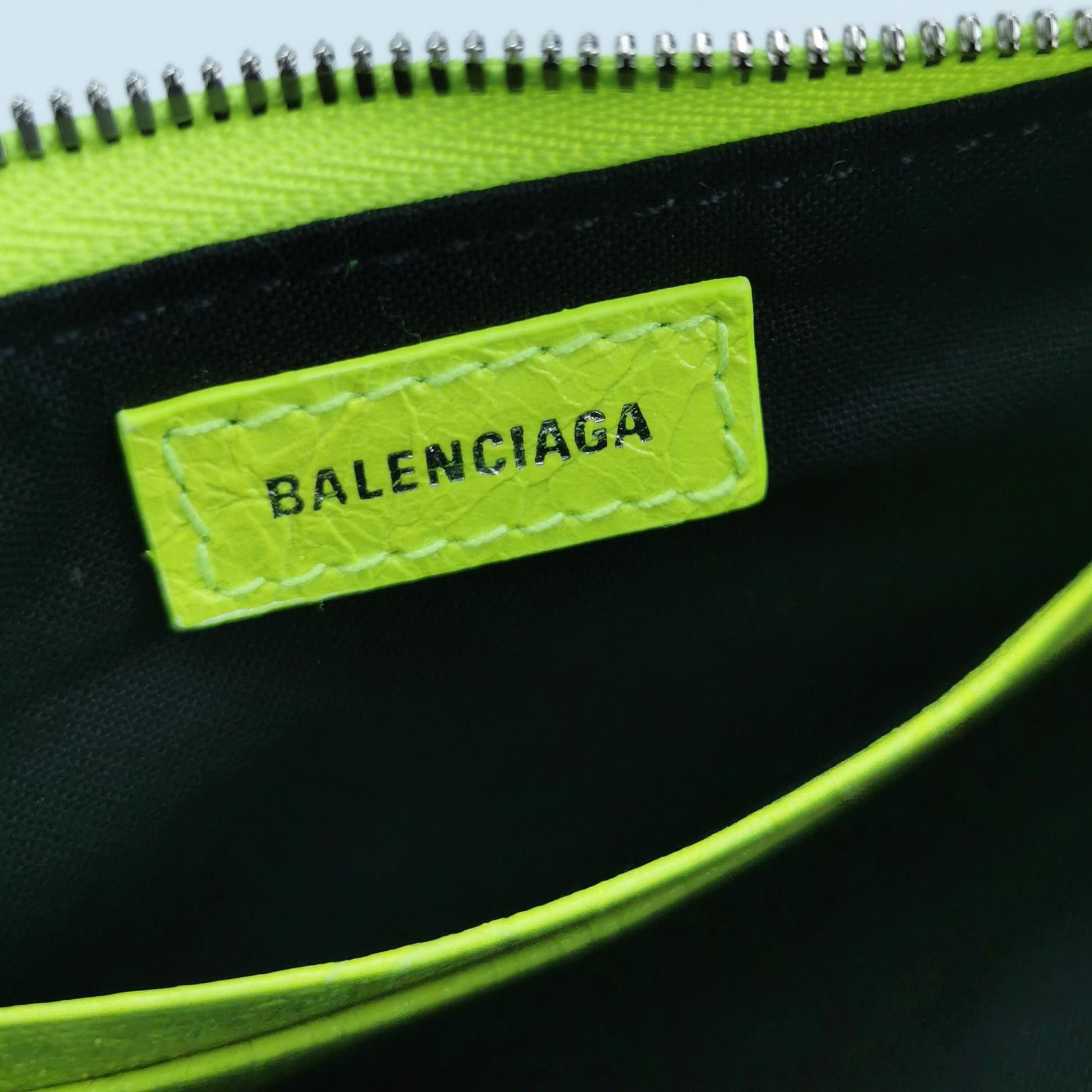 Balenciaga Balenciaga Women os Shoulder Bags Size ONE SIZE - 8 Thumbnail