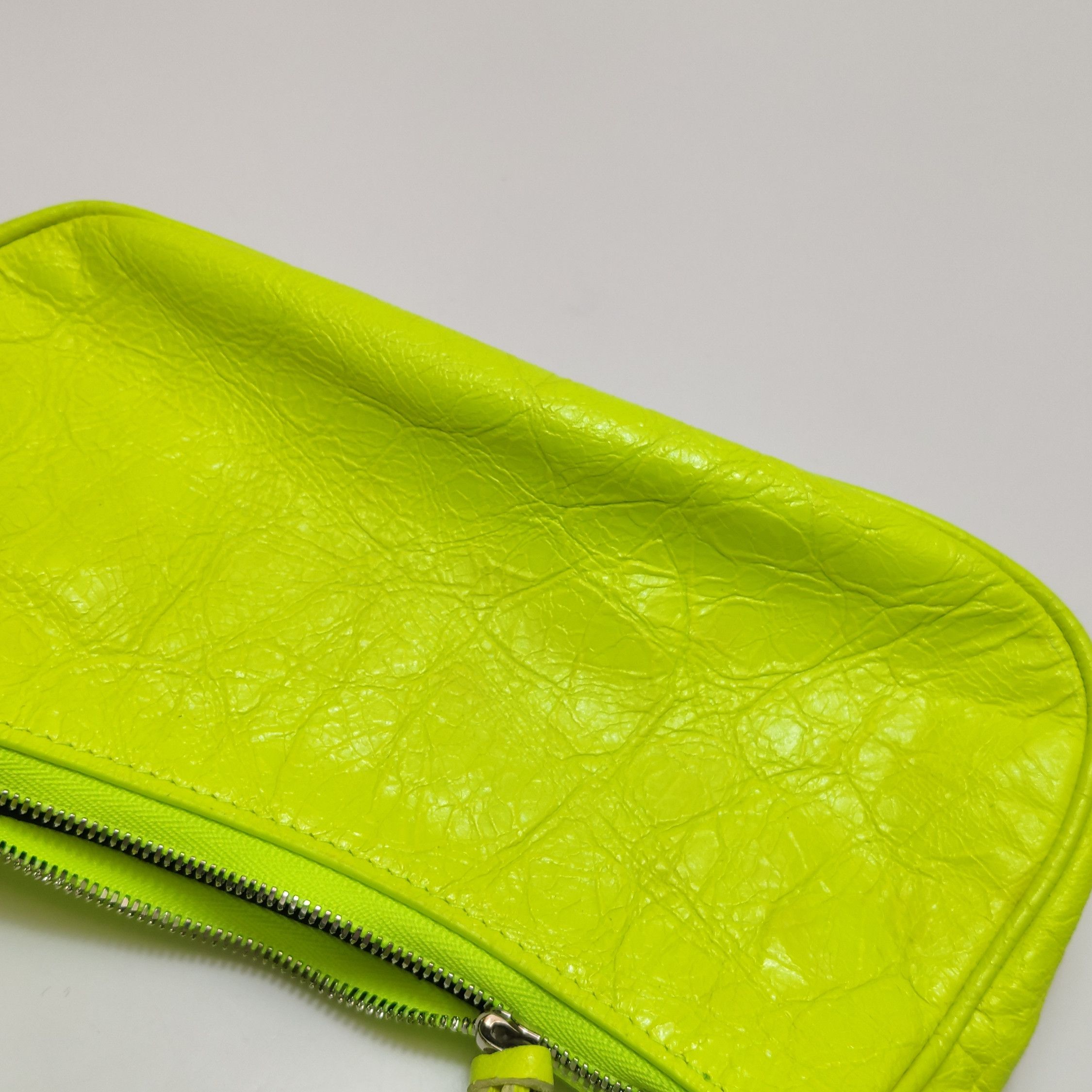 Balenciaga Balenciaga Women os Shoulder Bags Size ONE SIZE - 21 Thumbnail
