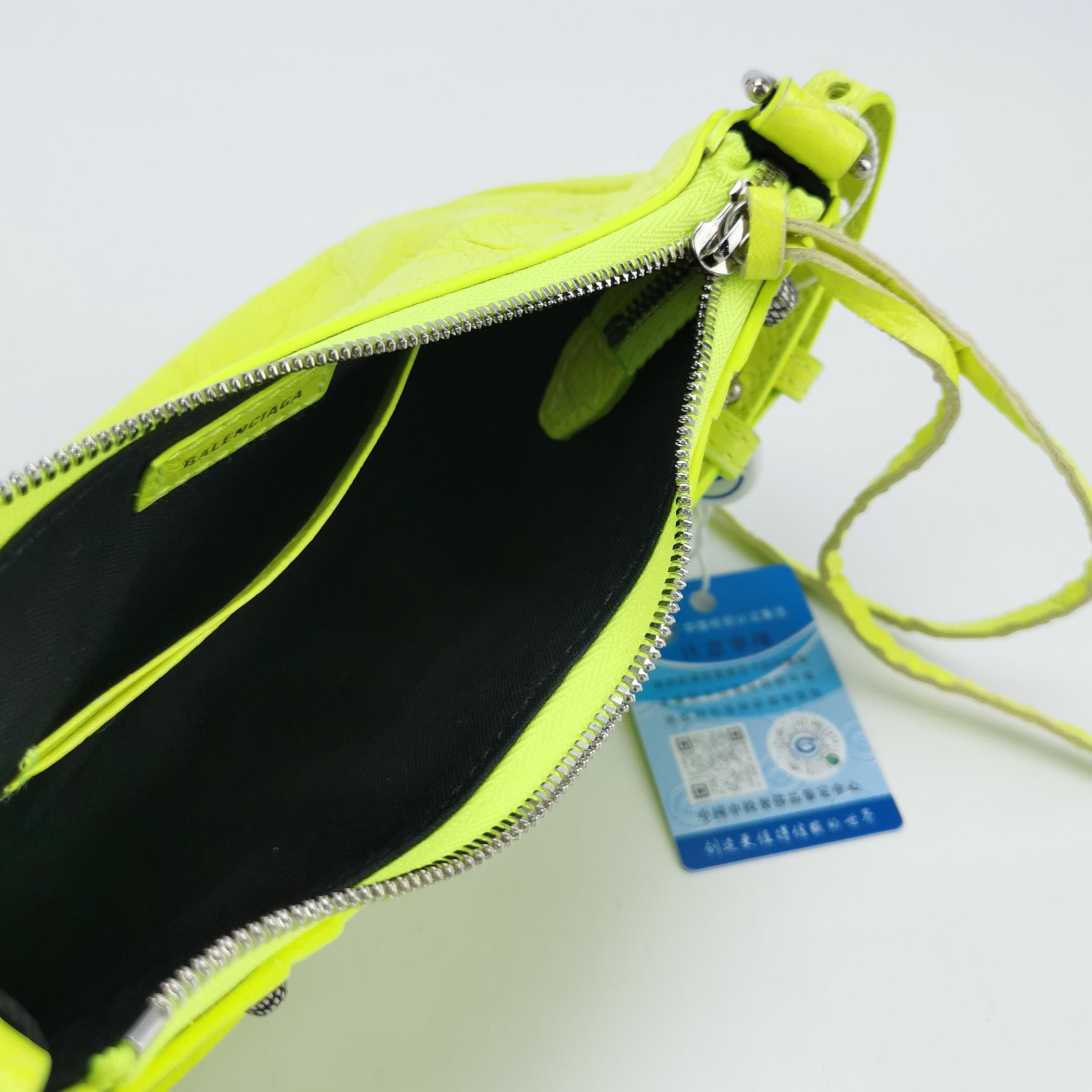 Balenciaga Balenciaga Women os Shoulder Bags Size ONE SIZE - 7 Thumbnail