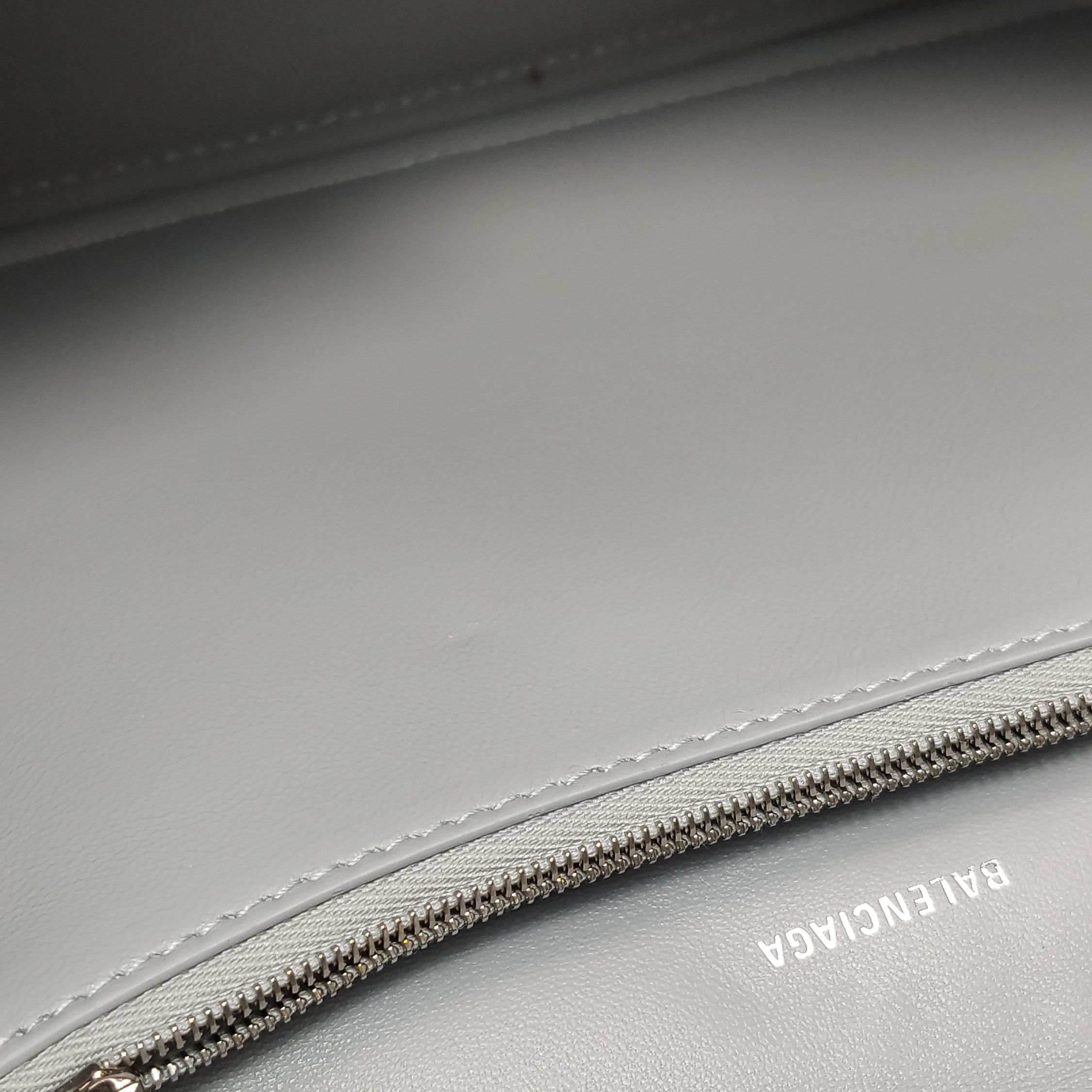 Balenciaga Balenciaga Women os Shoulder Bags Size ONE SIZE - 19 Thumbnail
