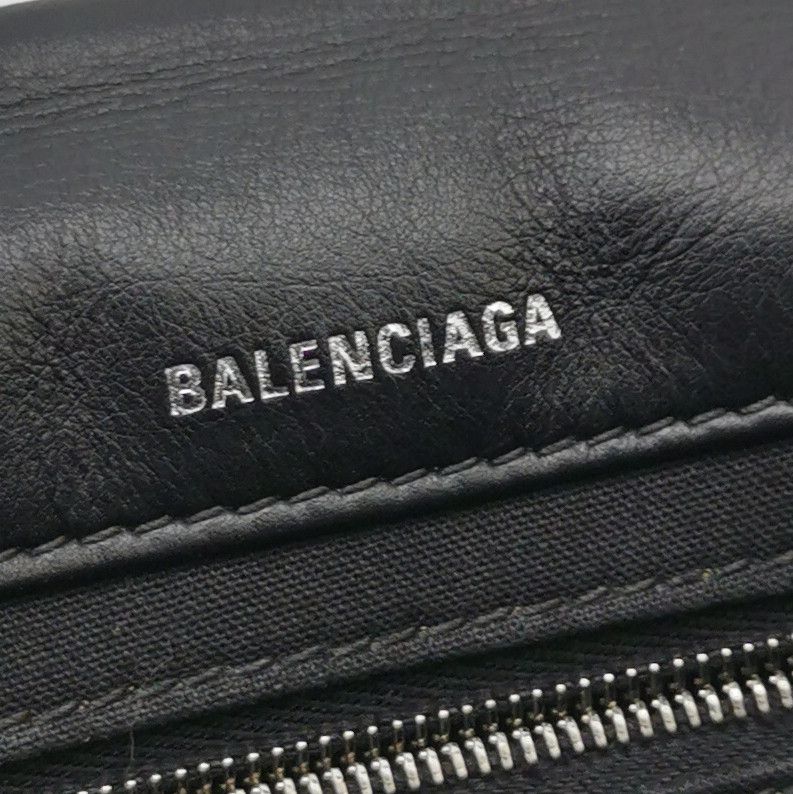 Balenciaga Balenciaga Women os Shoulder Bags Size ONE SIZE - 8 Thumbnail