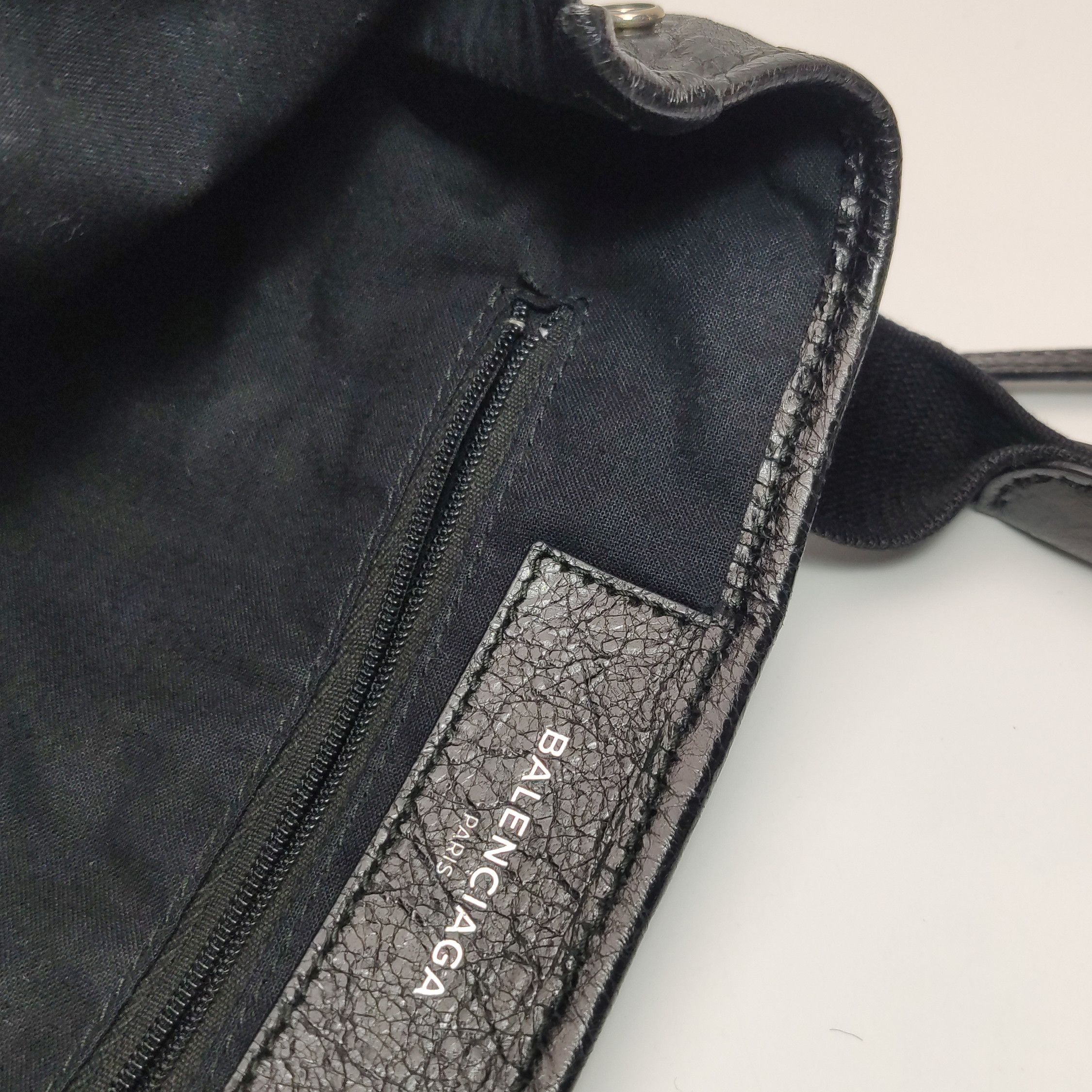 Balenciaga Balenciaga Women os Shoulder Bags Size ONE SIZE - 10 Thumbnail