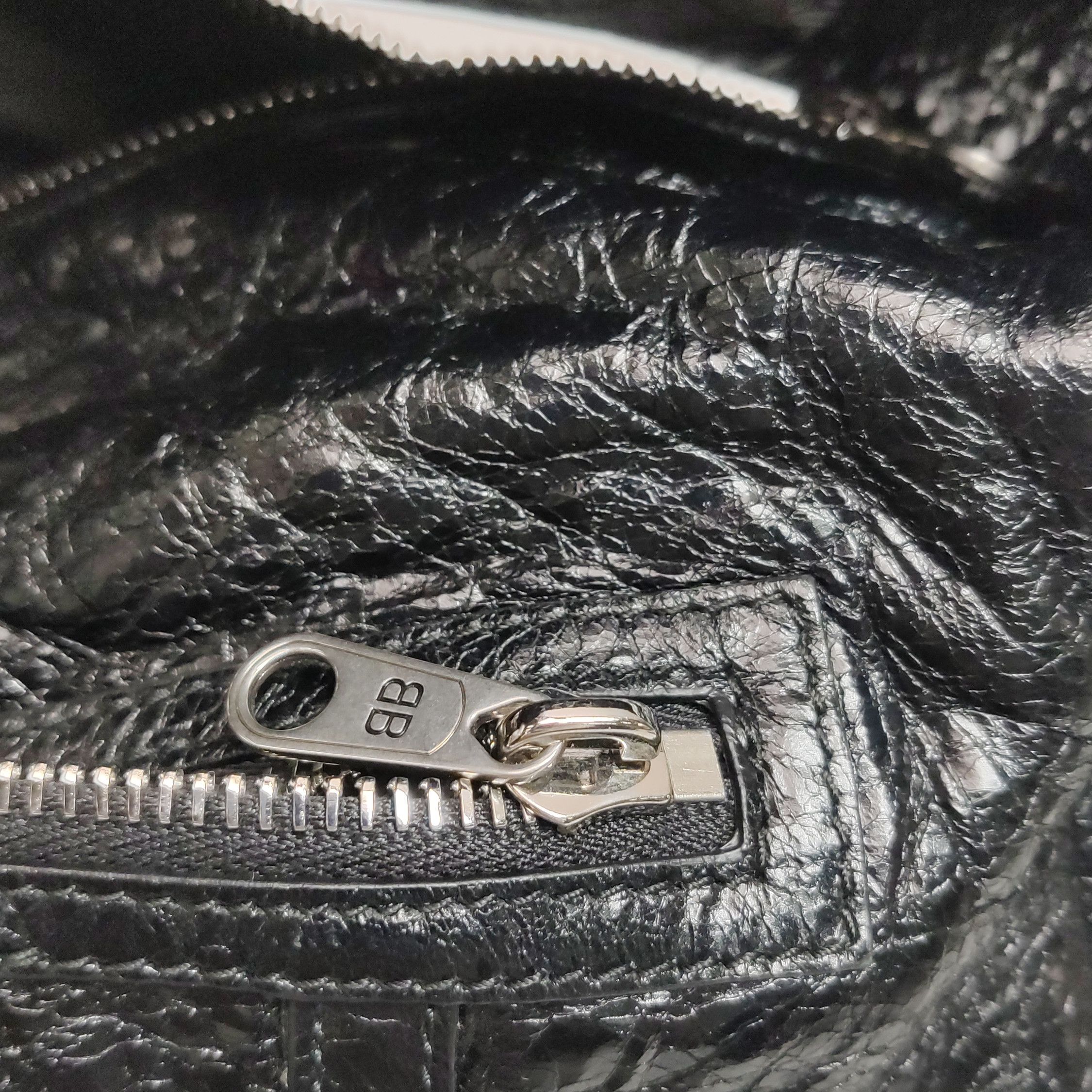 Balenciaga Balenciaga Women os Shoulder Bags Size ONE SIZE - 11 Thumbnail