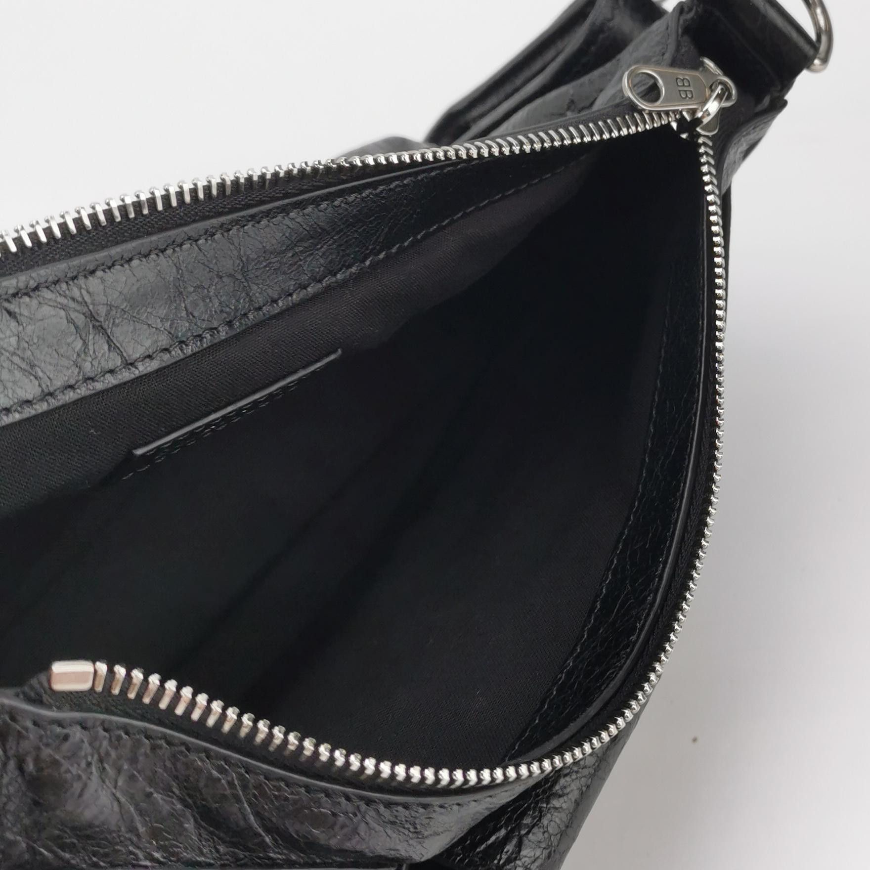 Balenciaga Balenciaga Women os Shoulder Bags Size ONE SIZE - 7 Thumbnail