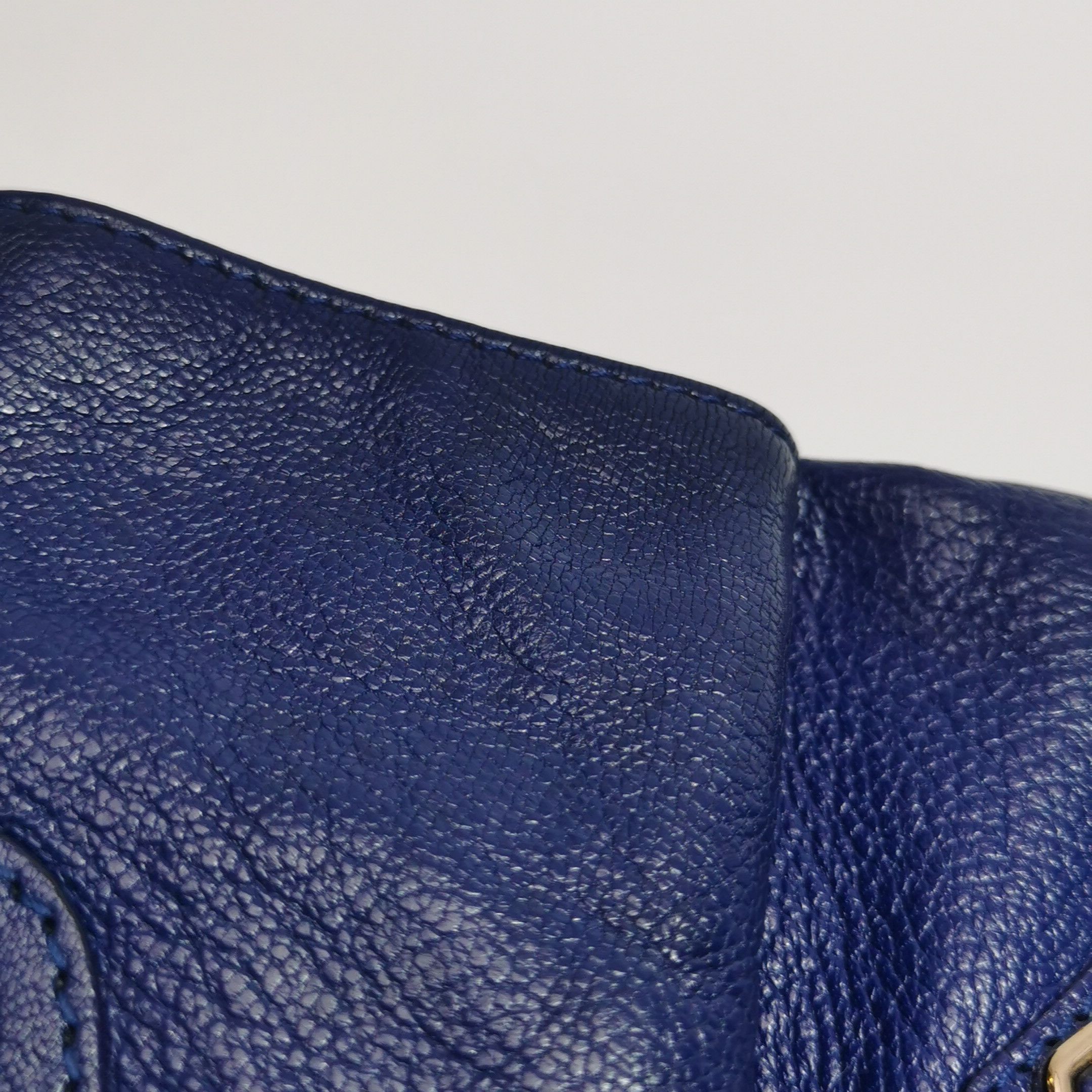 Balenciaga Balenciaga Women os Shoulder Bags Size ONE SIZE - 23 Thumbnail