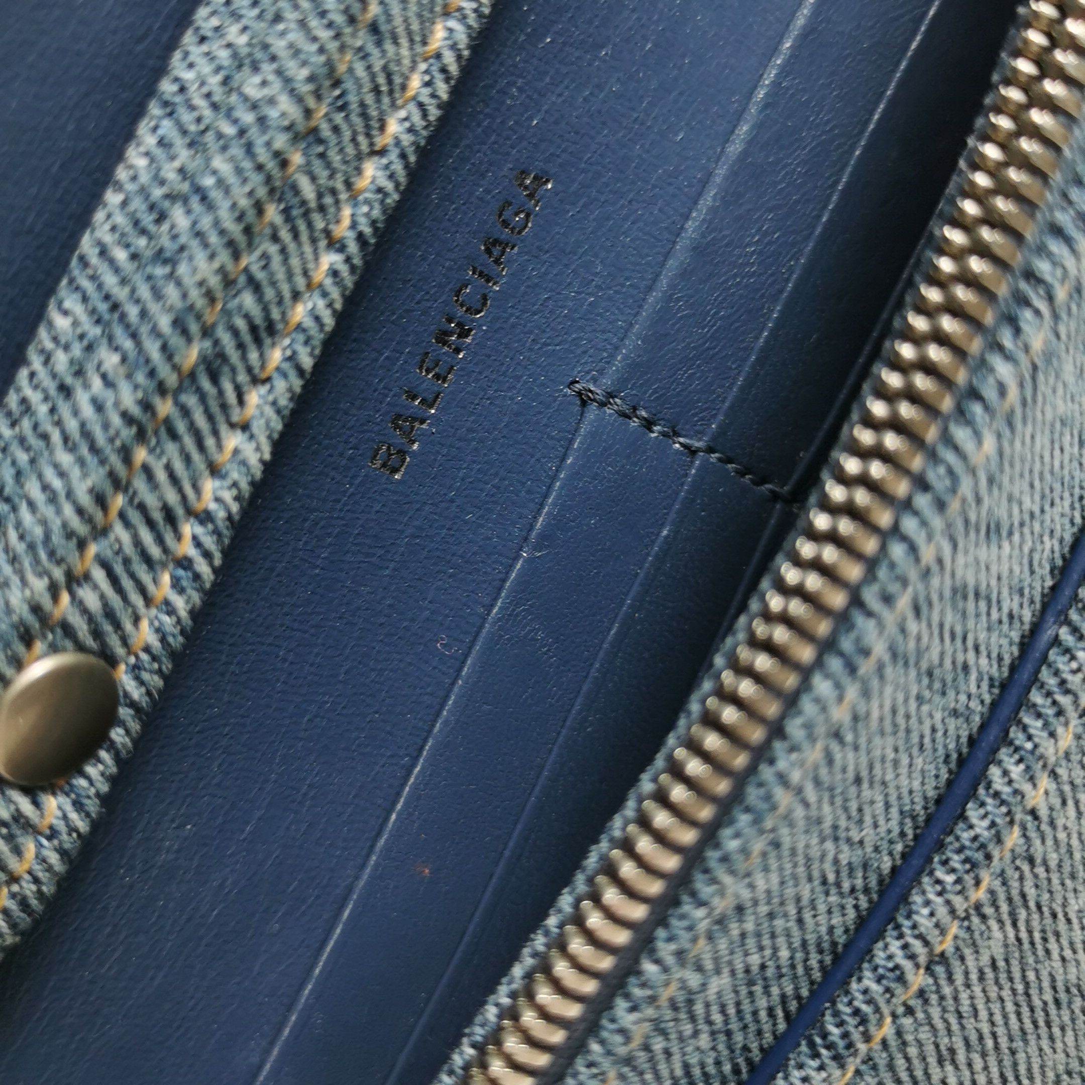 Balenciaga Balenciaga Women os Shoulder Bags Size ONE SIZE - 12 Thumbnail