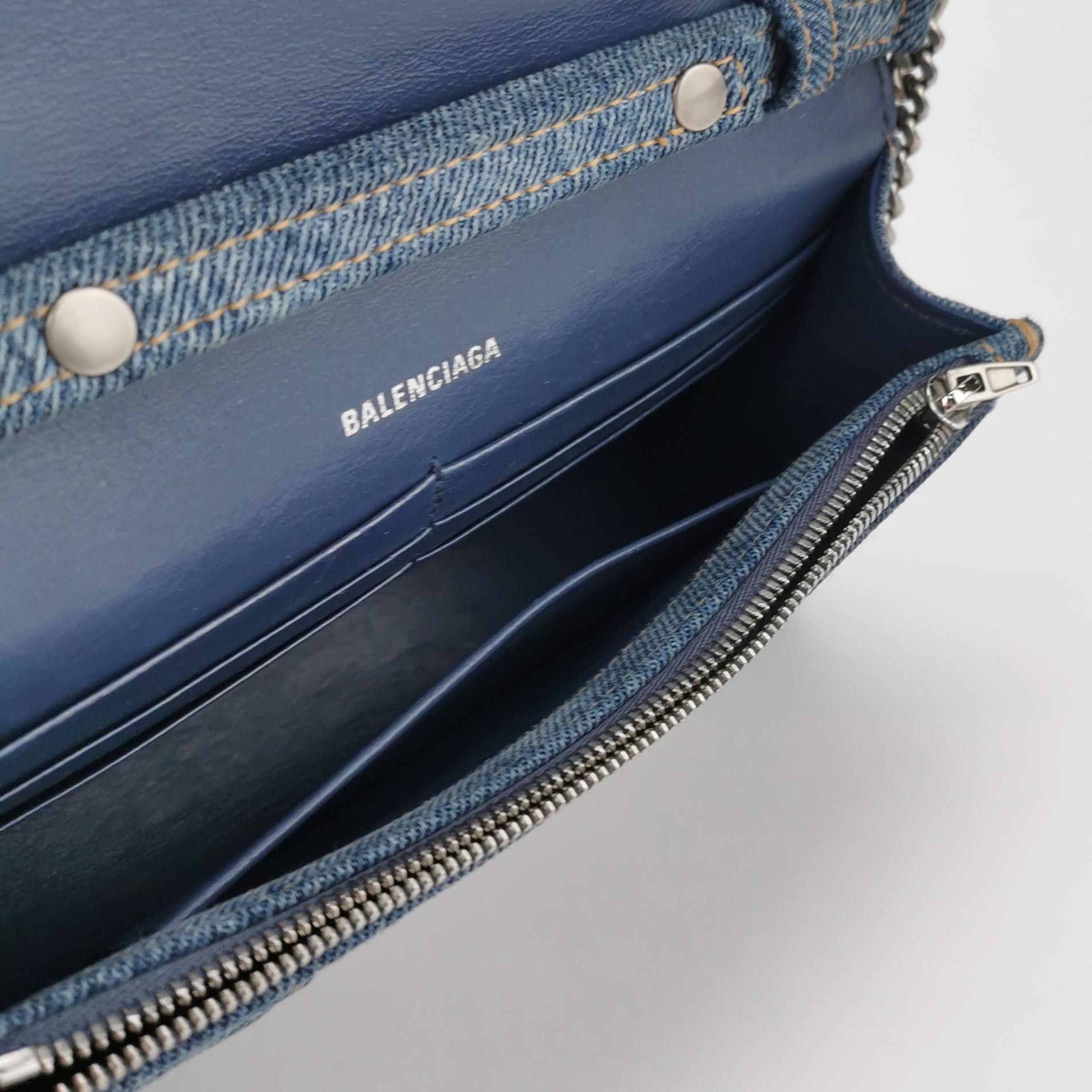 Balenciaga Balenciaga Women os Shoulder Bags Size ONE SIZE - 7 Thumbnail