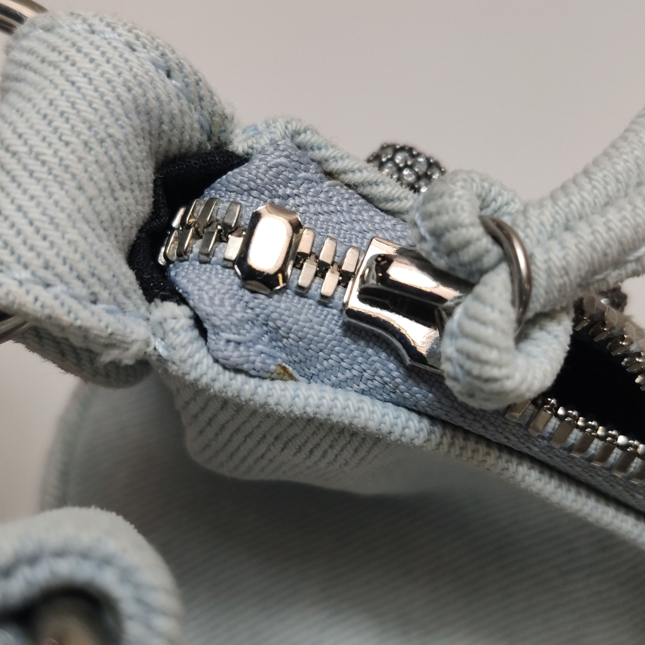 Balenciaga Balenciaga Women os Shoulder Bags Size ONE SIZE - 18 Thumbnail