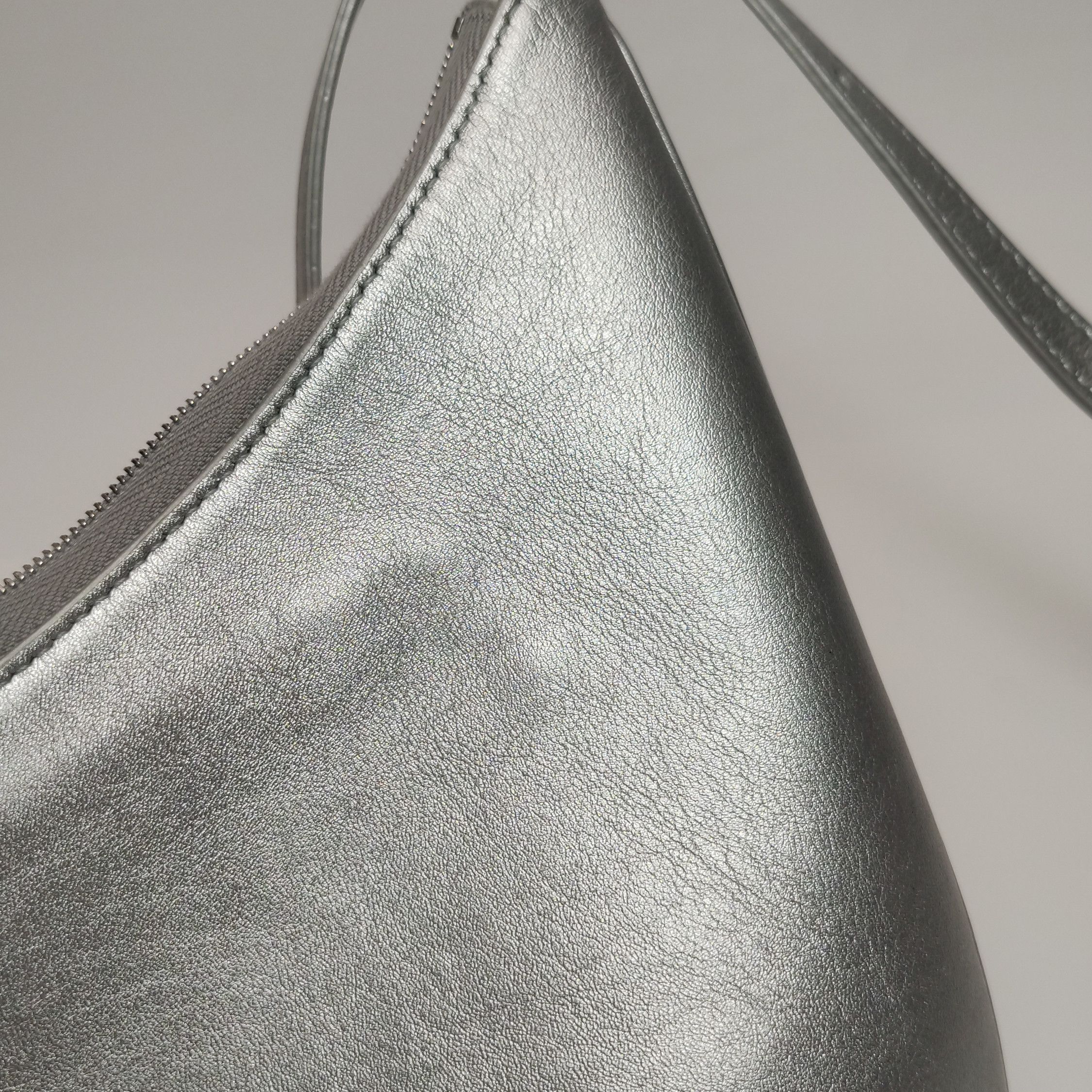 Balenciaga Balenciaga Women os Shoulder Bags Size ONE SIZE - 19 Thumbnail
