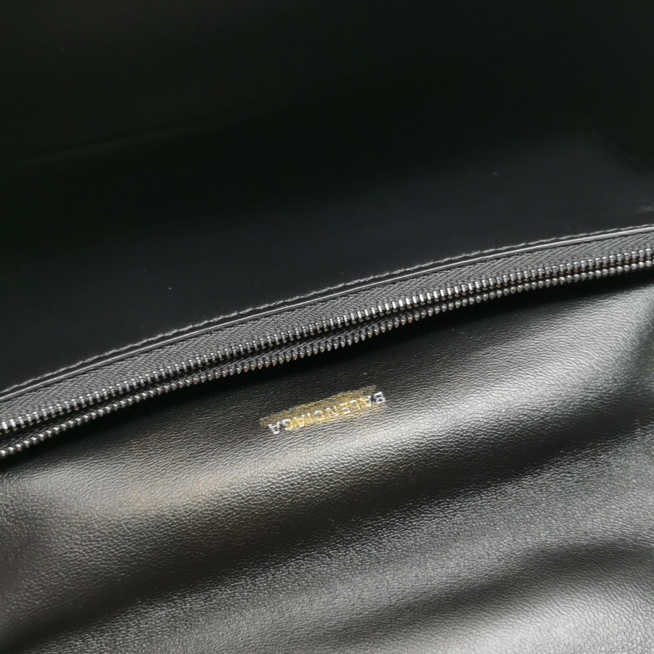 Balenciaga Balenciaga Women os Shoulder Bags Size ONE SIZE - 23 Thumbnail