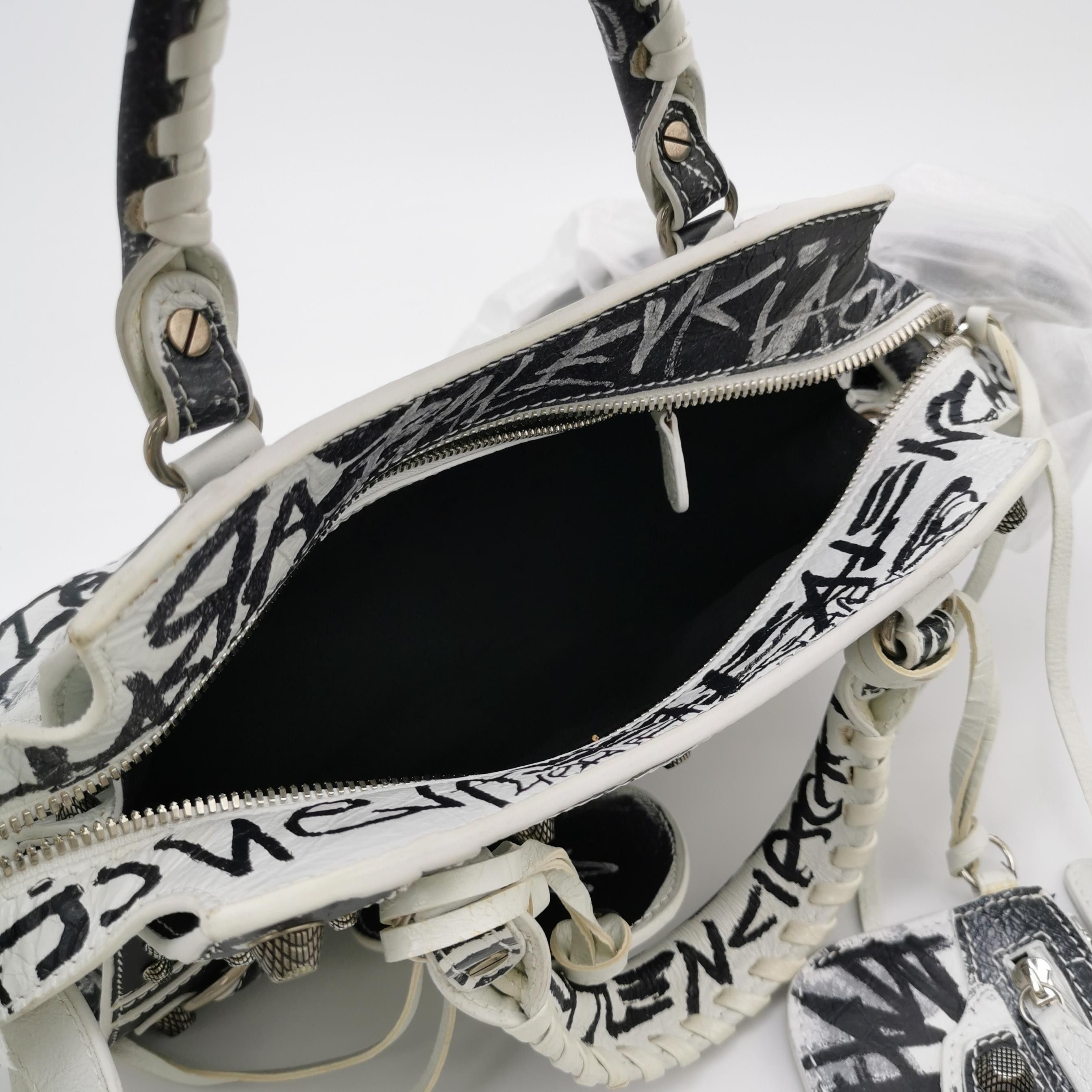 Balenciaga Balenciaga Women os Shoulder Bags Size ONE SIZE - 7 Thumbnail