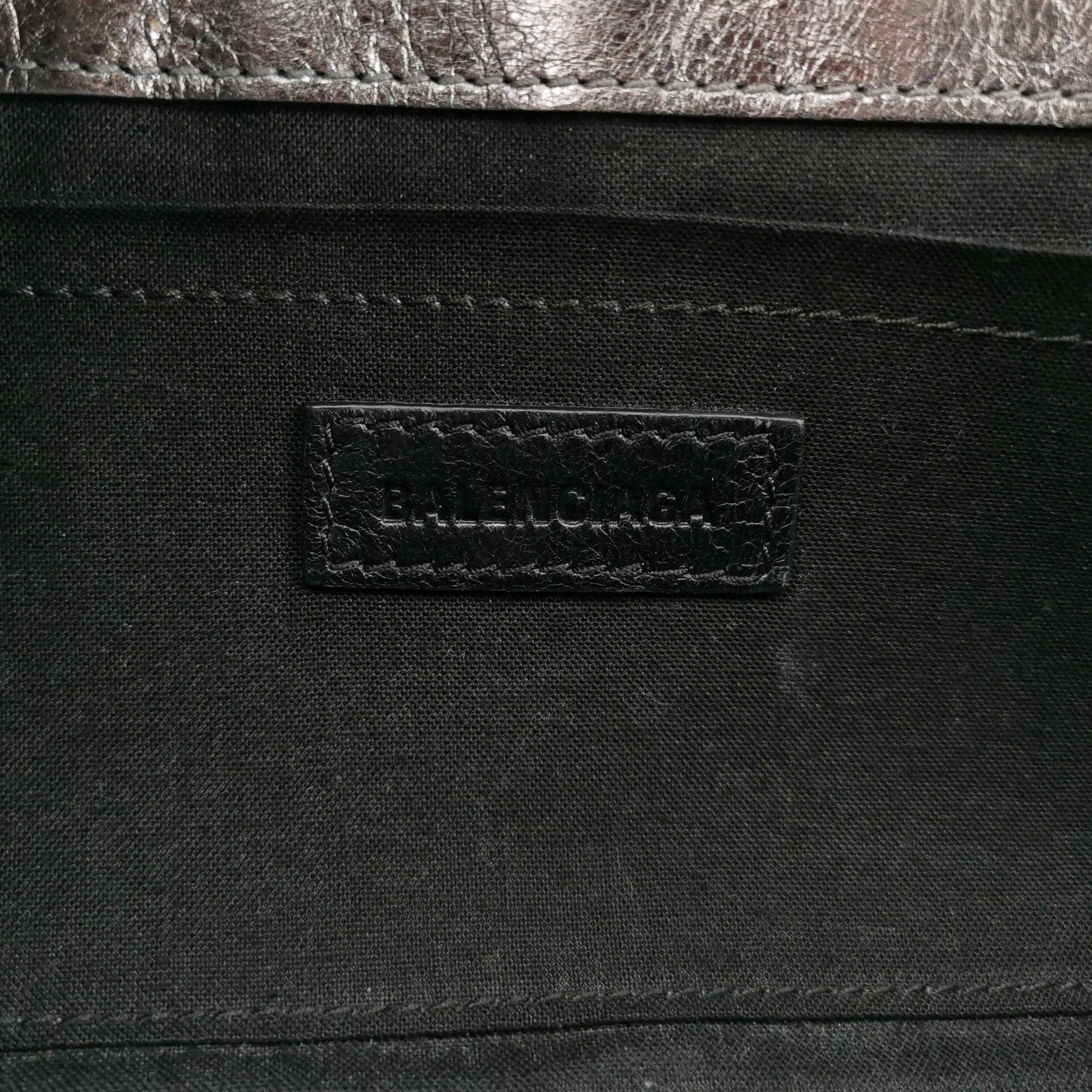 Balenciaga Balenciaga Women os Shoulder Bags Size ONE SIZE - 8 Thumbnail