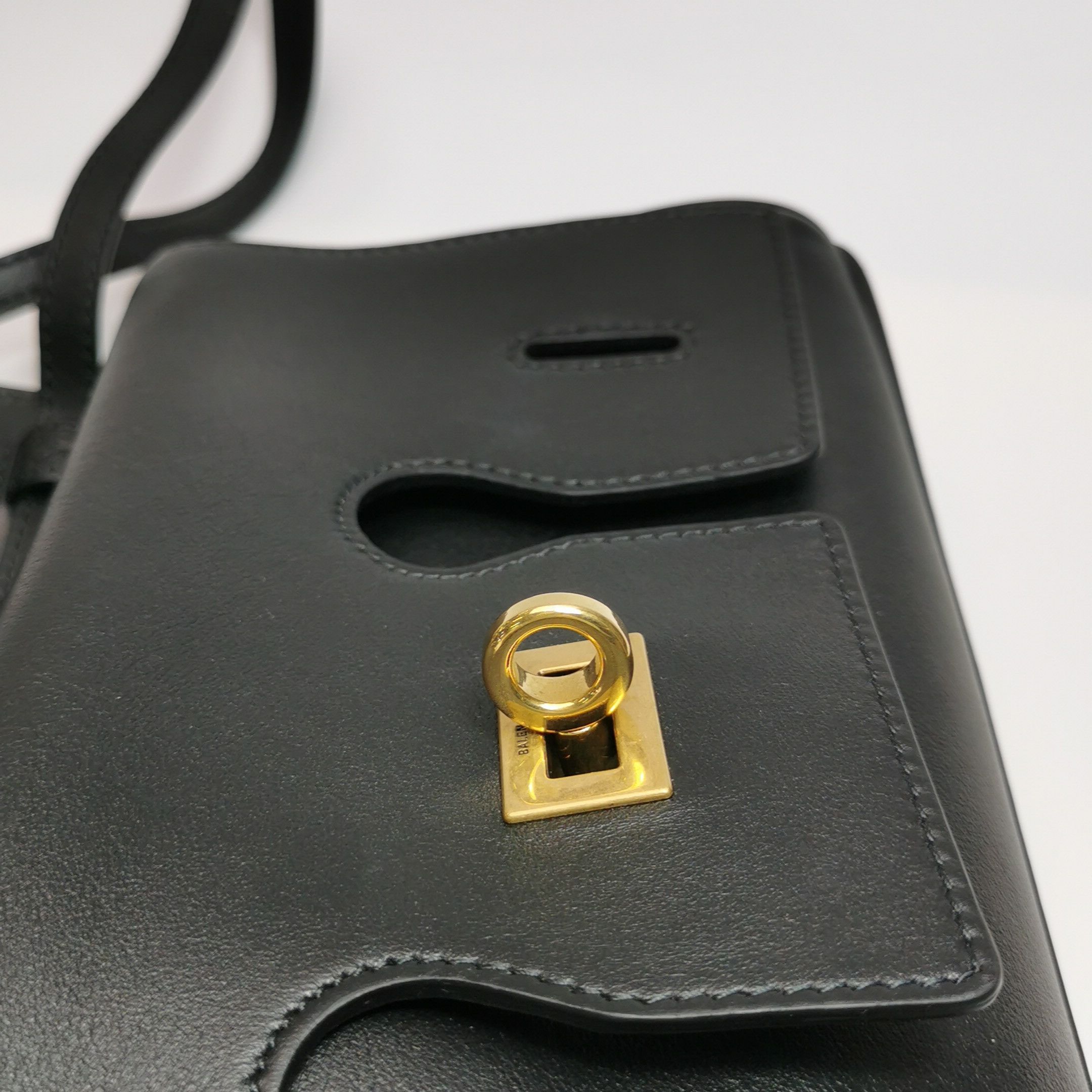 Balenciaga Balenciaga Women os Shoulder Bags Size ONE SIZE - 12 Thumbnail
