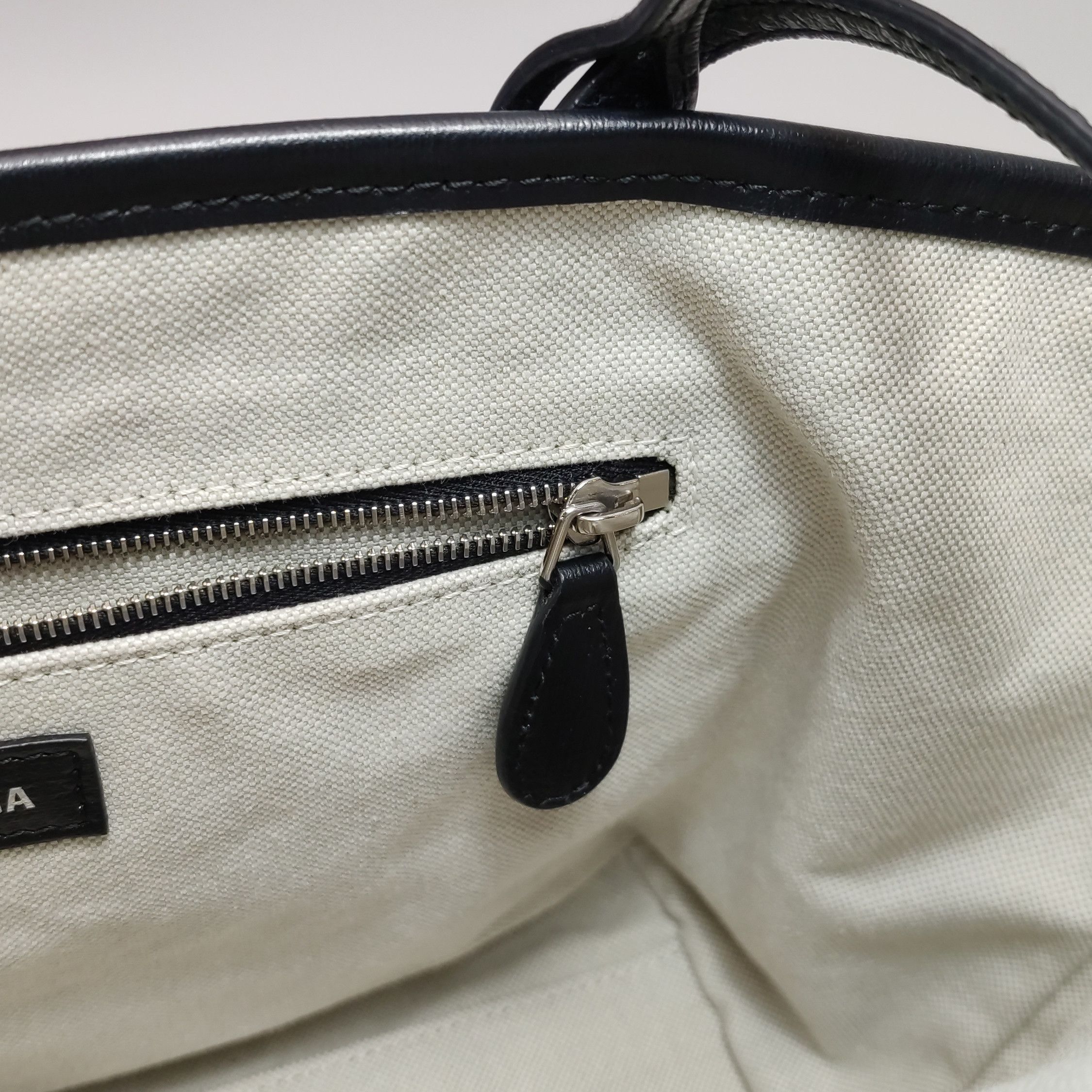 Balenciaga Balenciaga Women os Shoulder Bags Size ONE SIZE - 11 Thumbnail