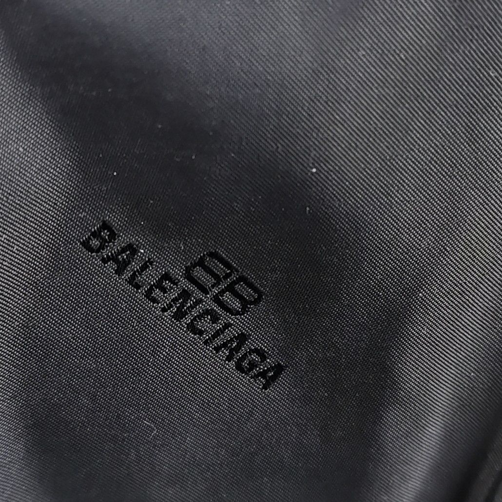 Balenciaga Balenciaga Women os Shoulder Bags Size ONE SIZE - 8 Thumbnail