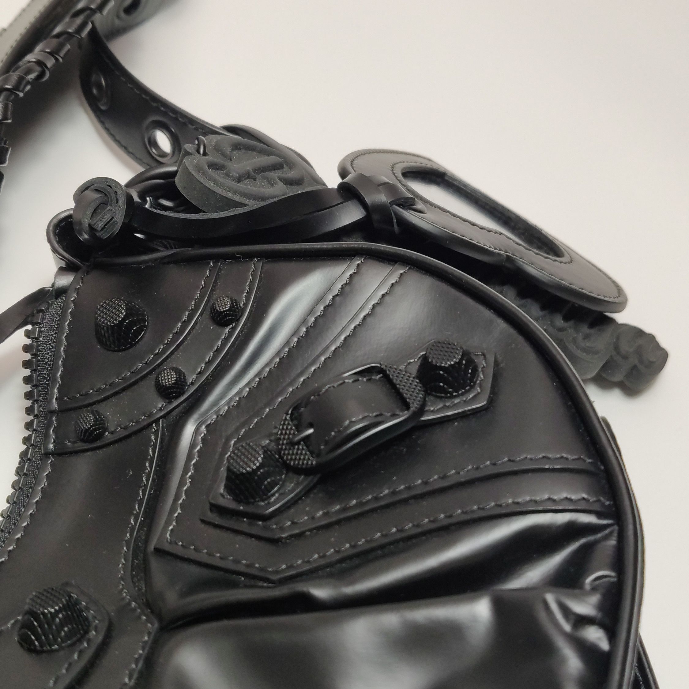 Balenciaga Balenciaga Women os Shoulder Bags Size ONE SIZE - 12 Thumbnail