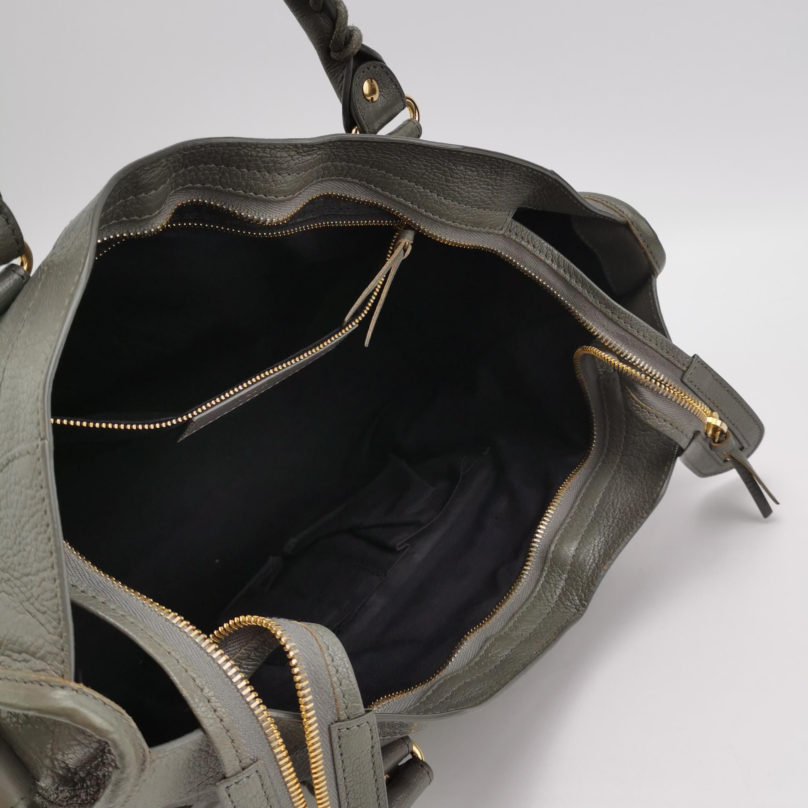Balenciaga Balenciaga Women os Shoulder Bags Size ONE SIZE - 7 Thumbnail