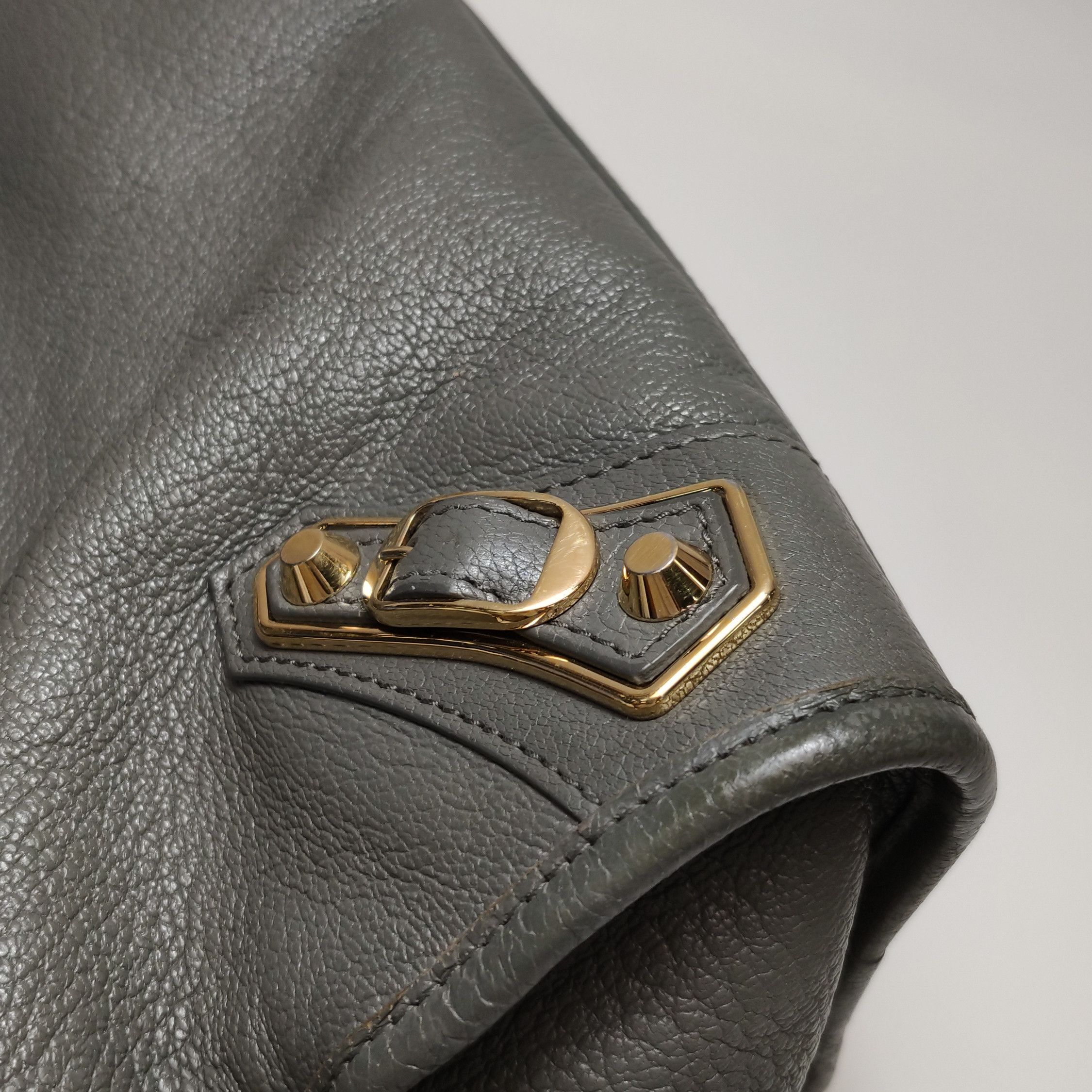 Balenciaga Balenciaga Women os Shoulder Bags Size ONE SIZE - 15 Thumbnail