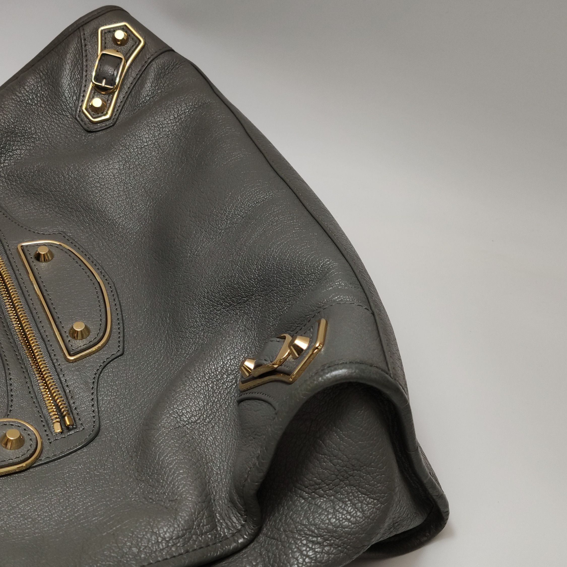 Balenciaga Balenciaga Women os Shoulder Bags Size ONE SIZE - 21 Thumbnail