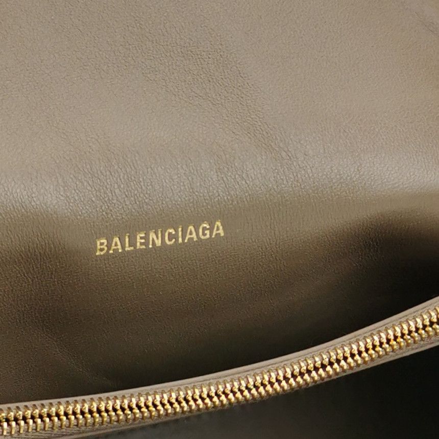 Balenciaga Balenciaga Women os Shoulder Bags Size ONE SIZE - 8 Thumbnail