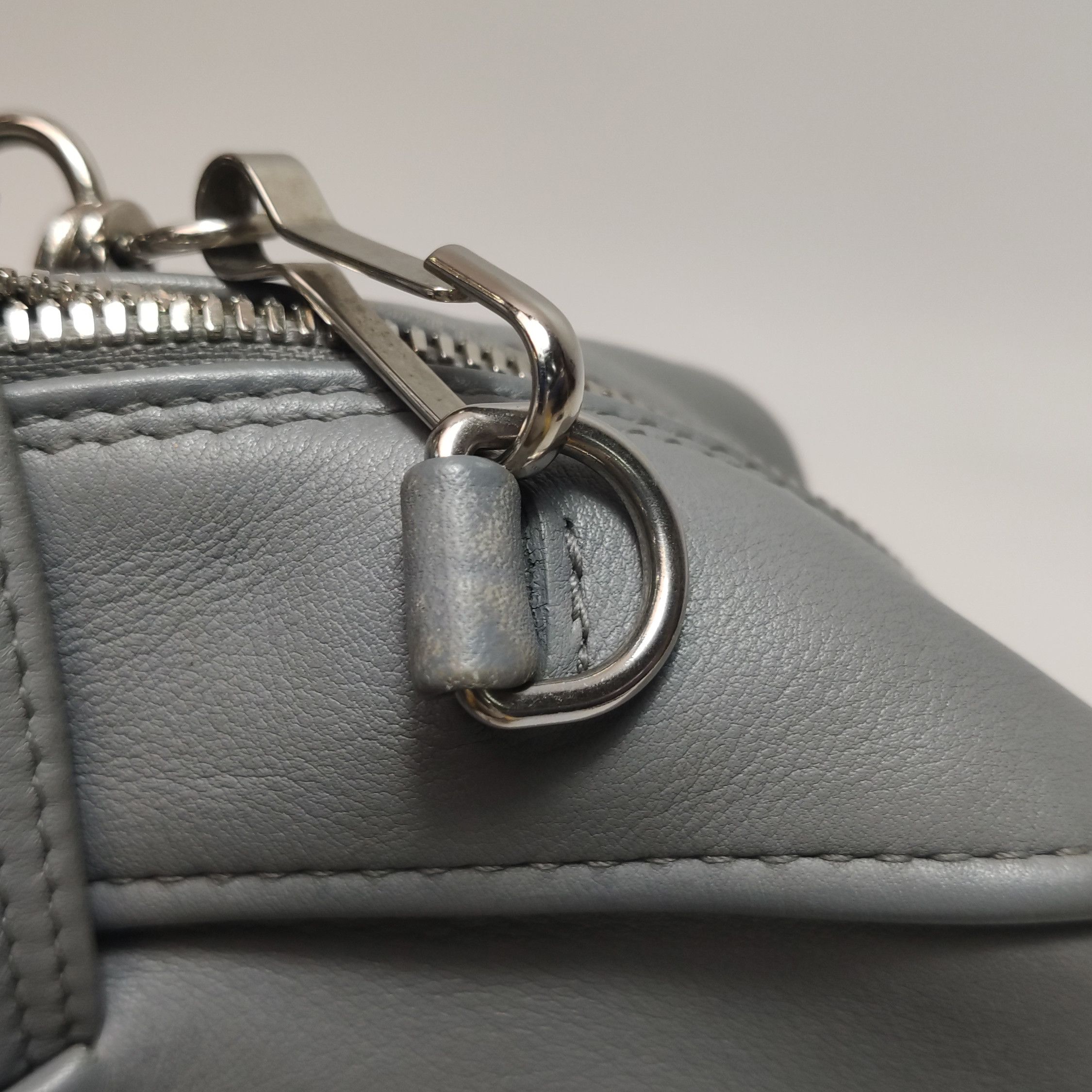 Balenciaga Balenciaga Women os Shoulder Bags Size ONE SIZE - 15 Thumbnail