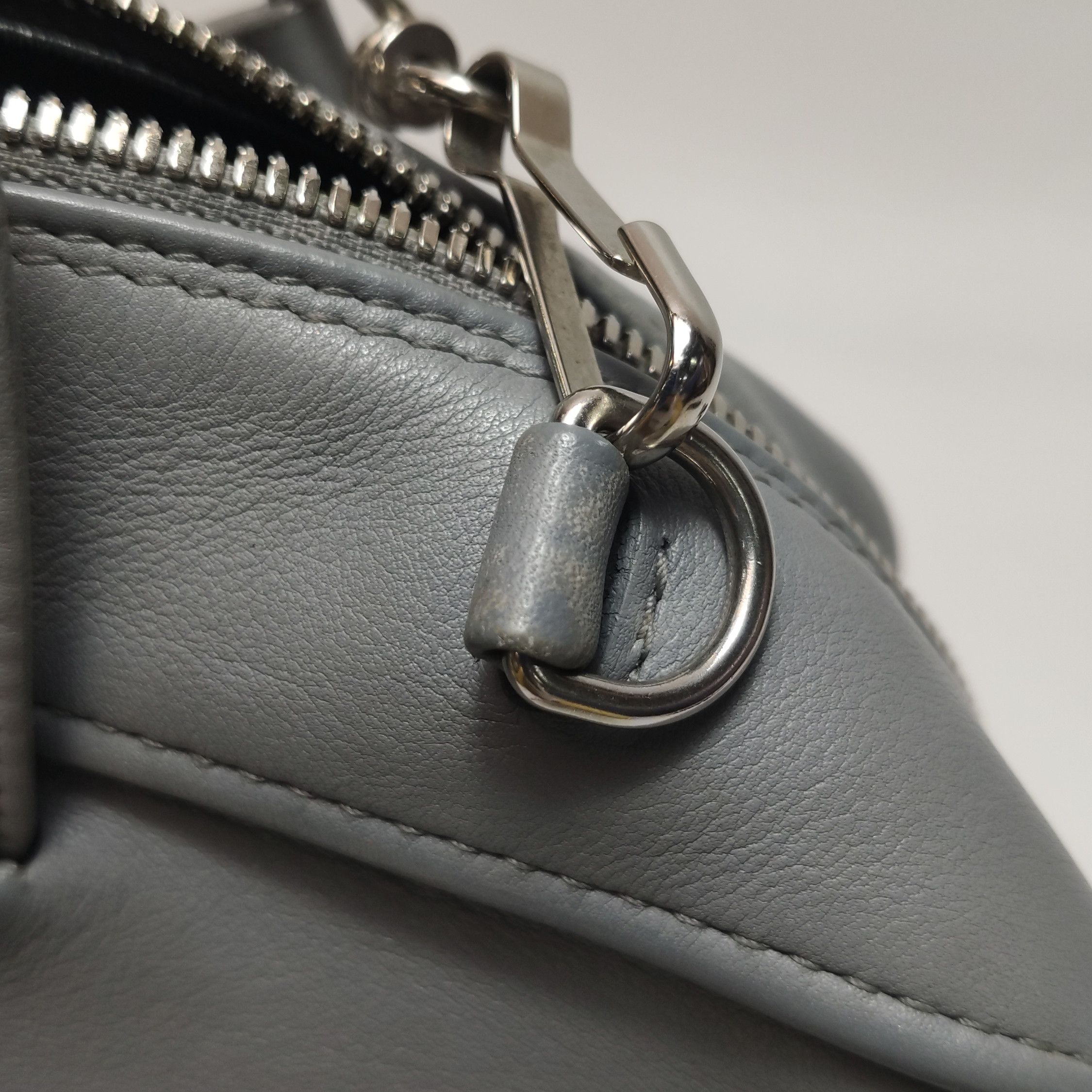 Balenciaga Balenciaga Women os Shoulder Bags Size ONE SIZE - 19 Thumbnail