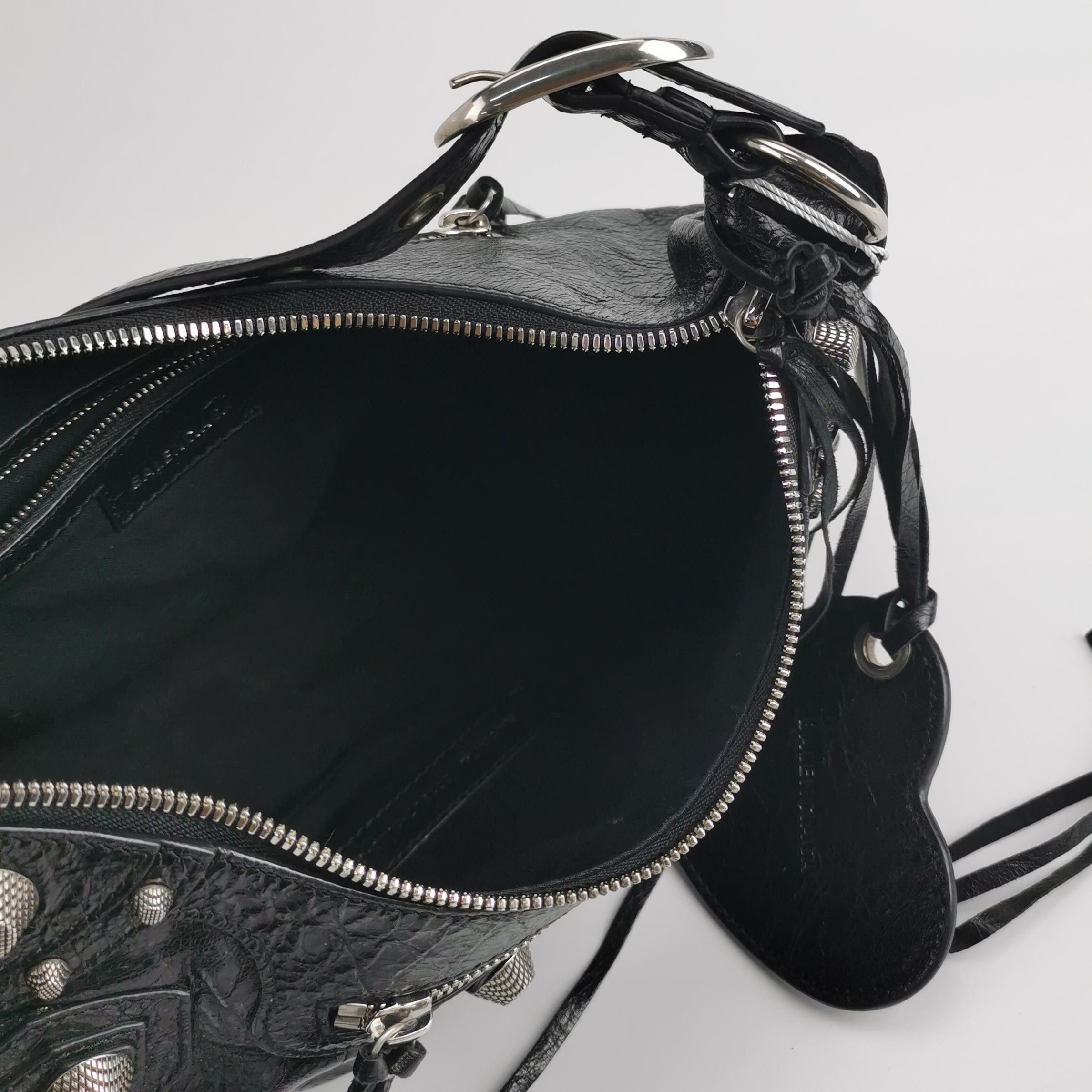 Balenciaga Balenciaga Women os Shoulder Bags Size ONE SIZE - 7 Thumbnail