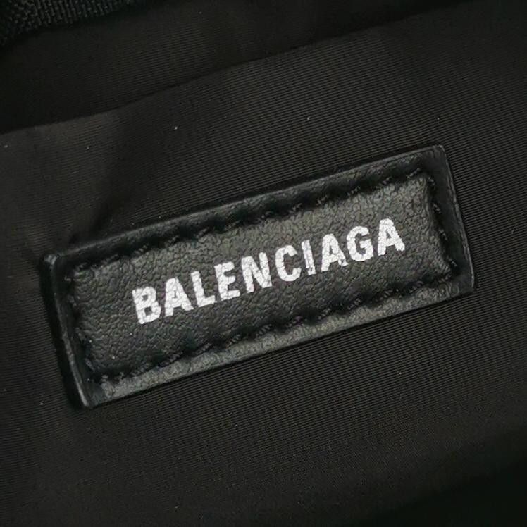 Balenciaga Balenciaga Women os Shoulder Bags Size ONE SIZE - 8 Thumbnail