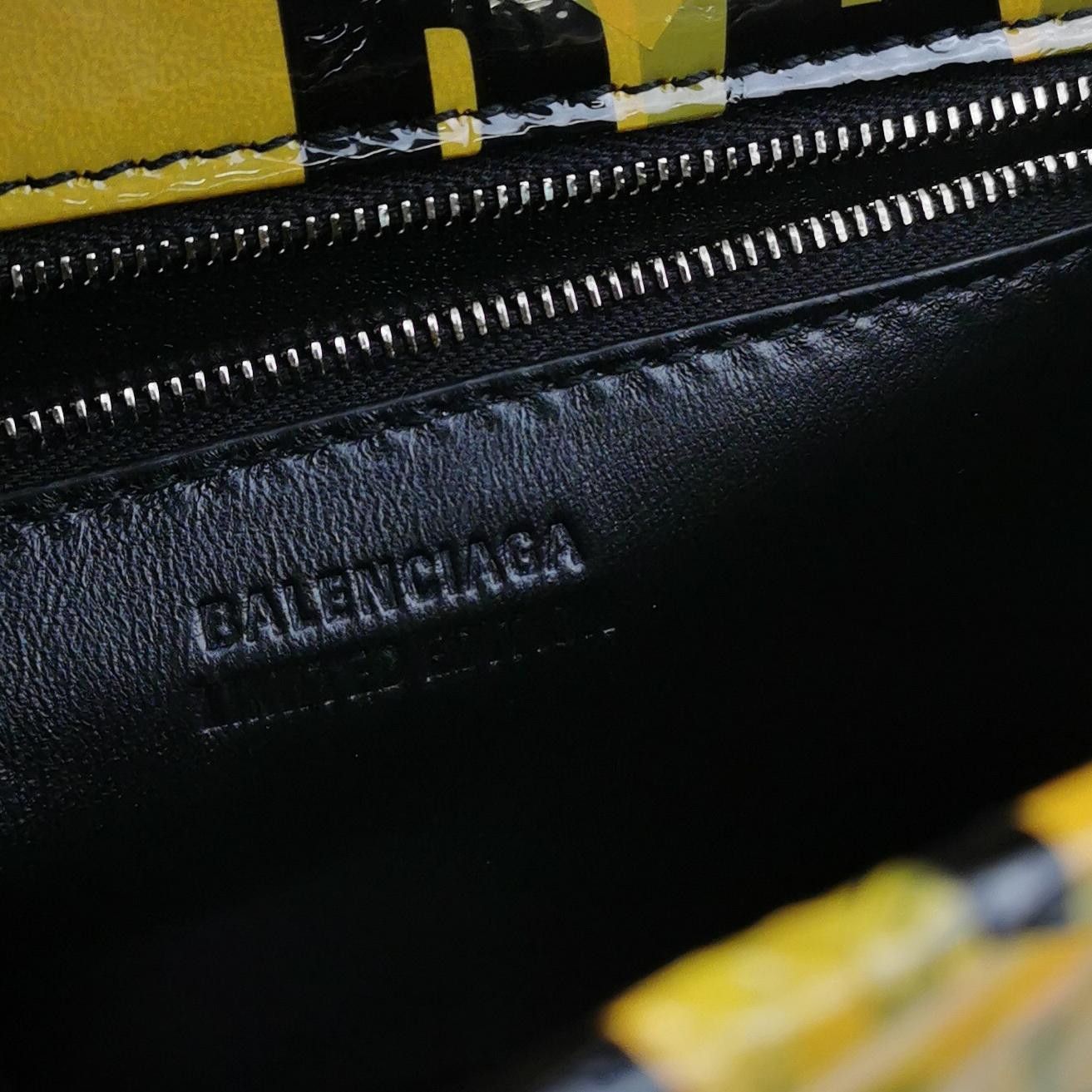 Balenciaga Balenciaga Women os Crossbody Bags Size ONE SIZE - 8 Thumbnail