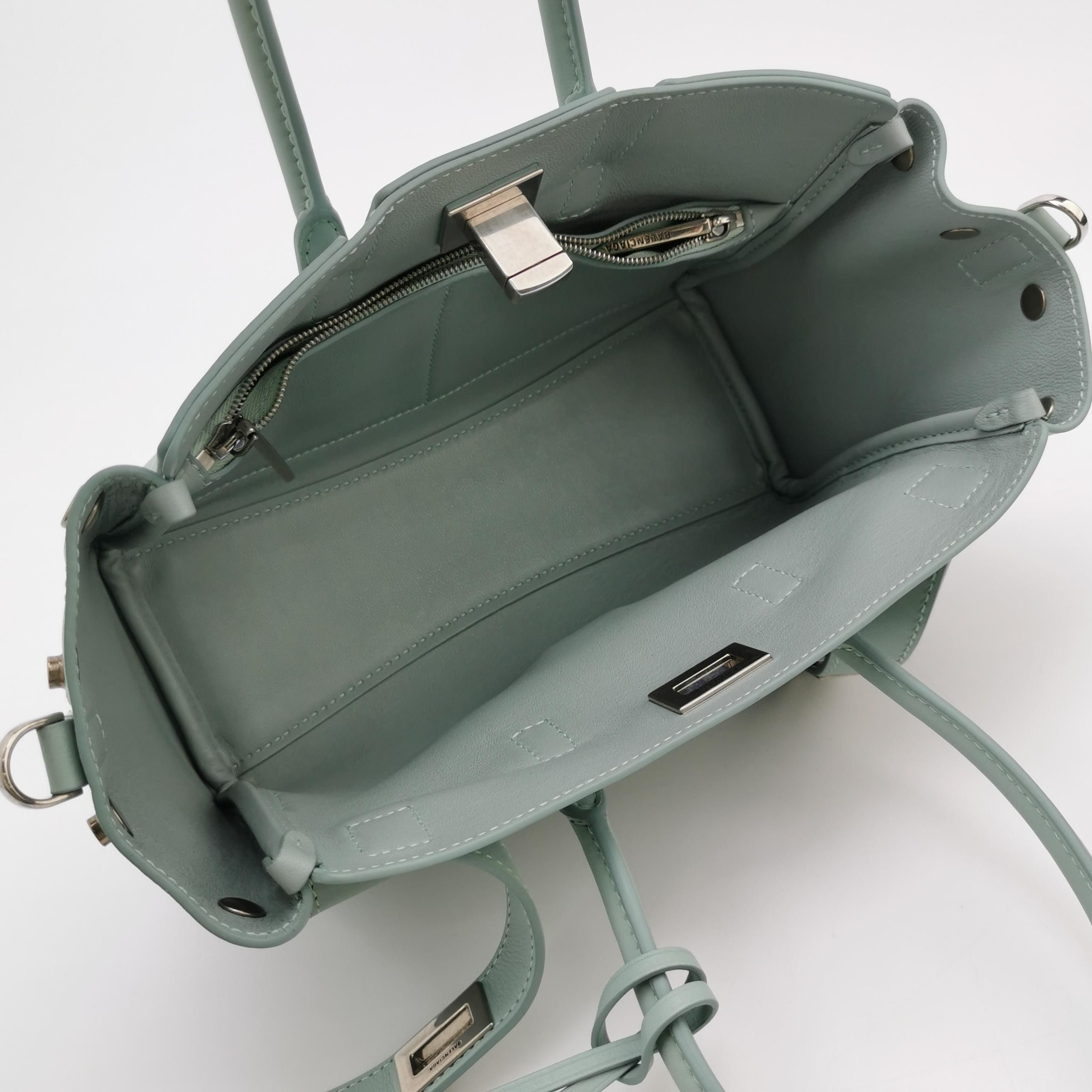Balenciaga Balenciaga Women os Shoulder Bags Size ONE SIZE - 7 Thumbnail